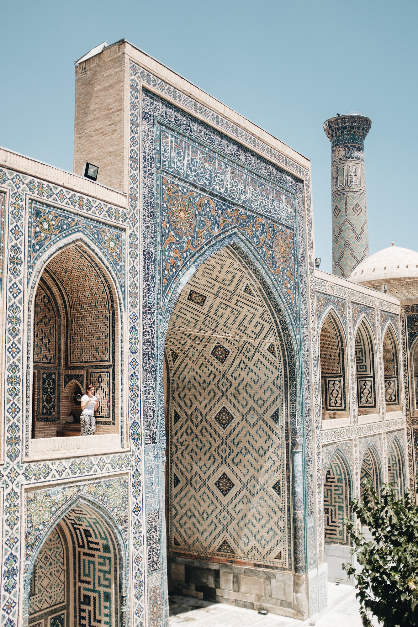 Ulu Bey Medresesi - Ulugbekova medresa, původní medresa z r. 1420 postavená Timurovým vnukem 