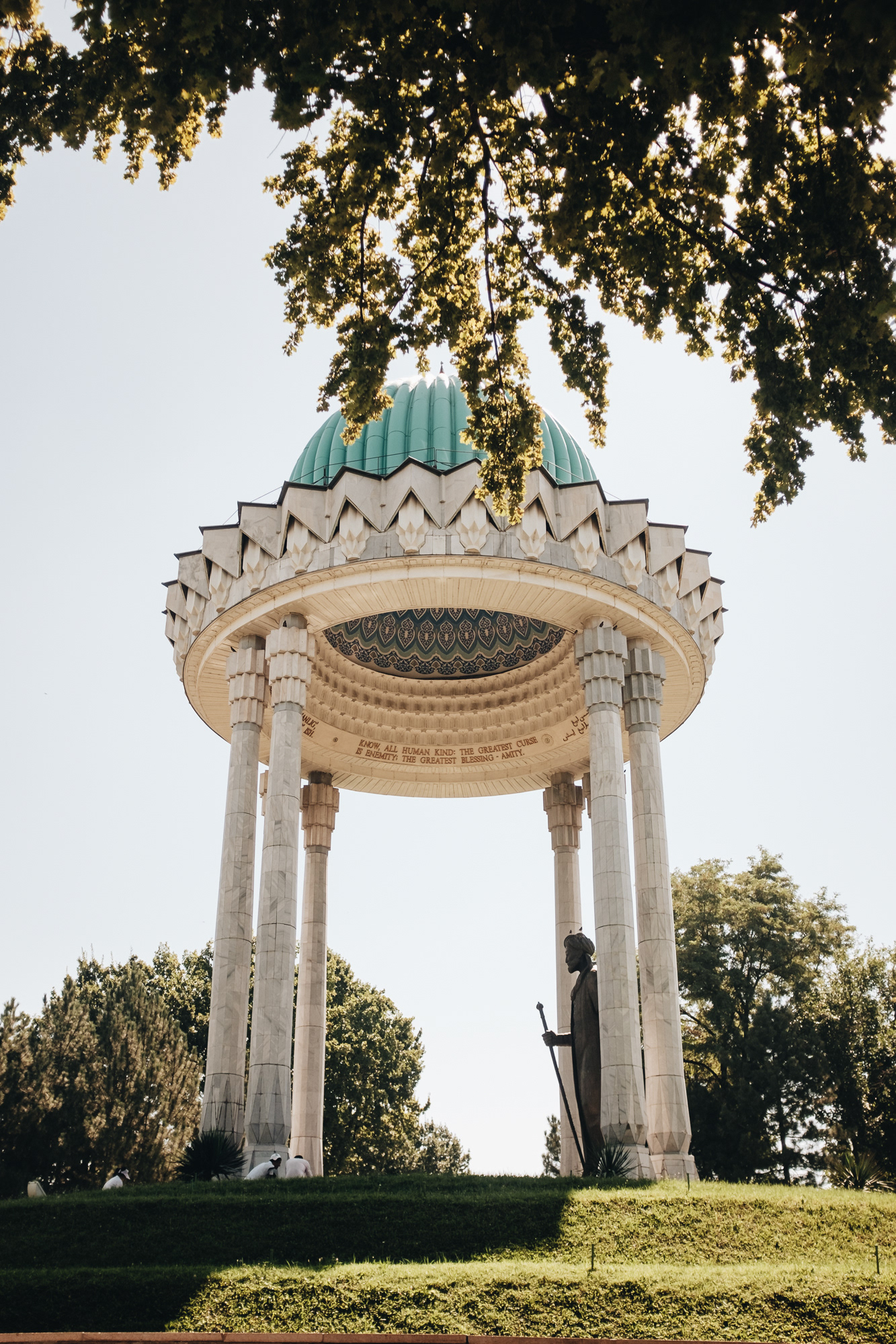 Alisher Navoi - postsovětský památník Alí Šíra Naváího