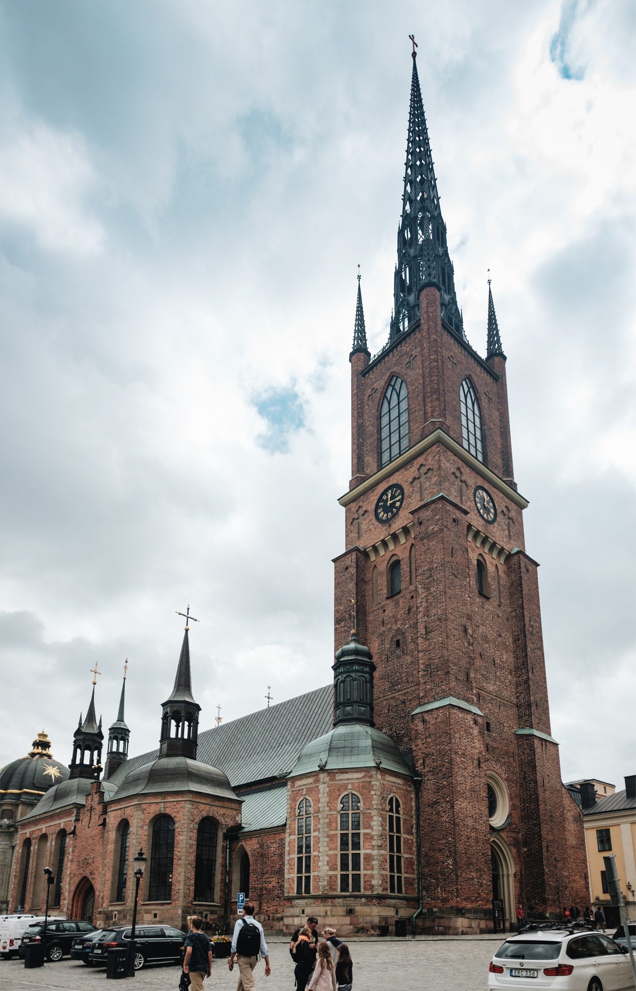 Riddarholmskyrkan - 700 let starý kostel s charakteristickou věží, jsou zde v sarkofázích uloženi všichni monarchové, kteří vládli Švédsku od Gustava II. Adolfa