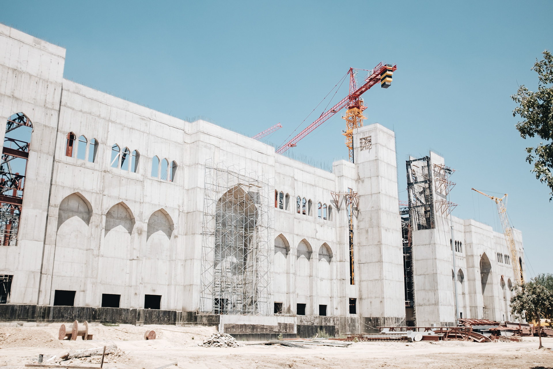 Stavba gigantické mešity