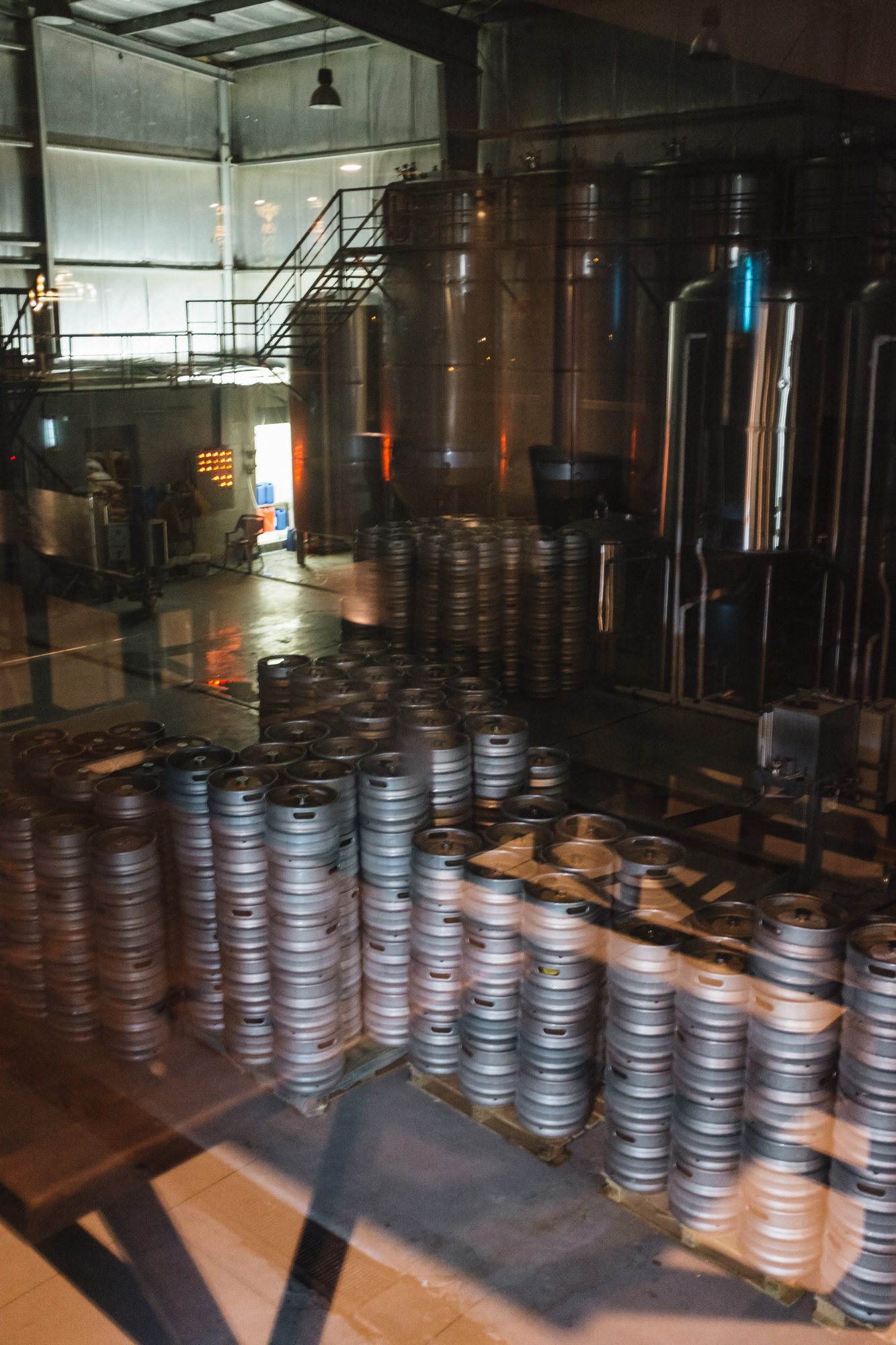 Jedinej minipivovar v Jordánsku – Carakale Brewing Company. V hospodě je na jedný straně výhled do pouště a na druhý do varny. Skvělý místo, kam ale všichni přijedou autem, protože je to daleko od města a po pár pivech jedou zpátky.