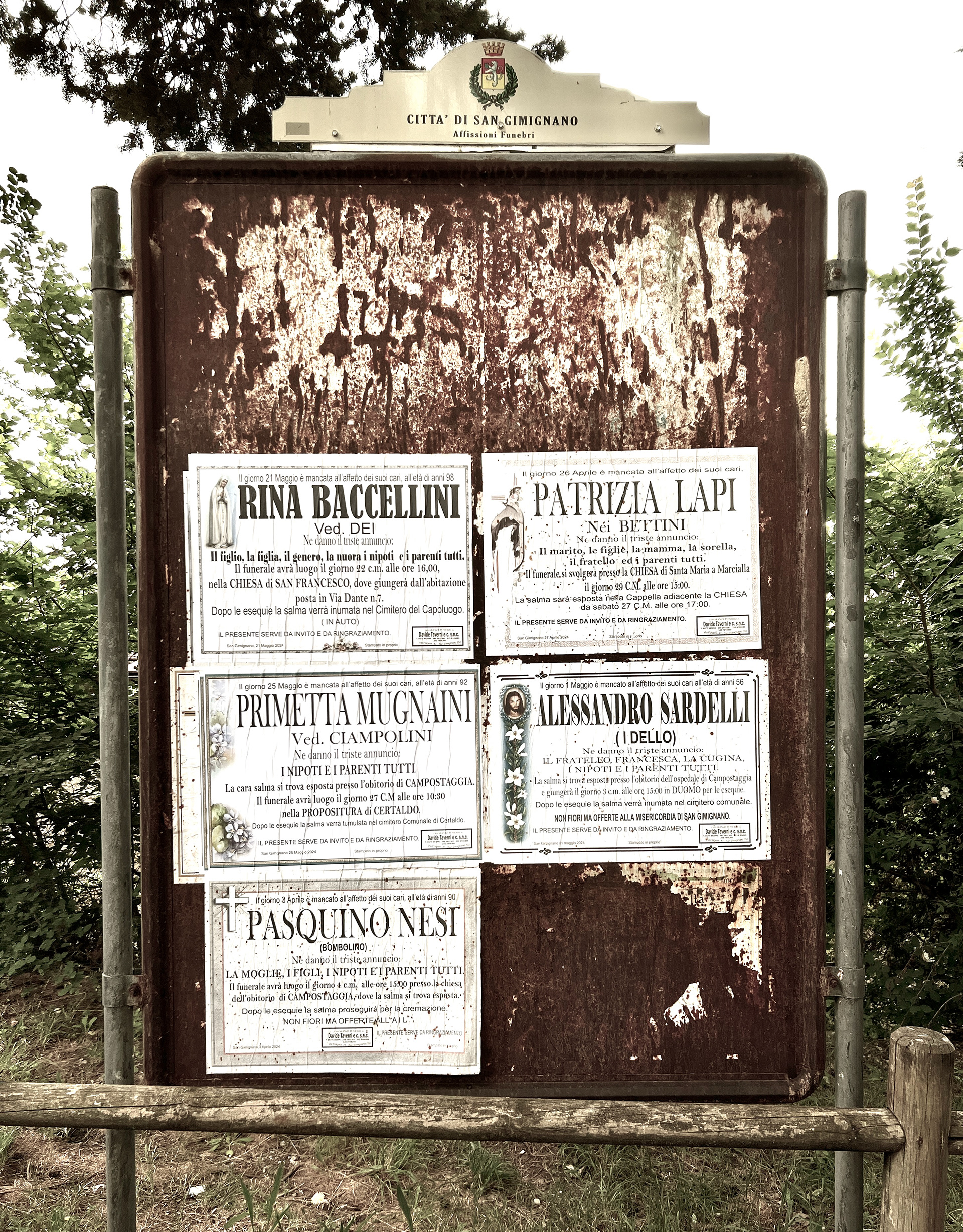 Italian Cemetery Sign