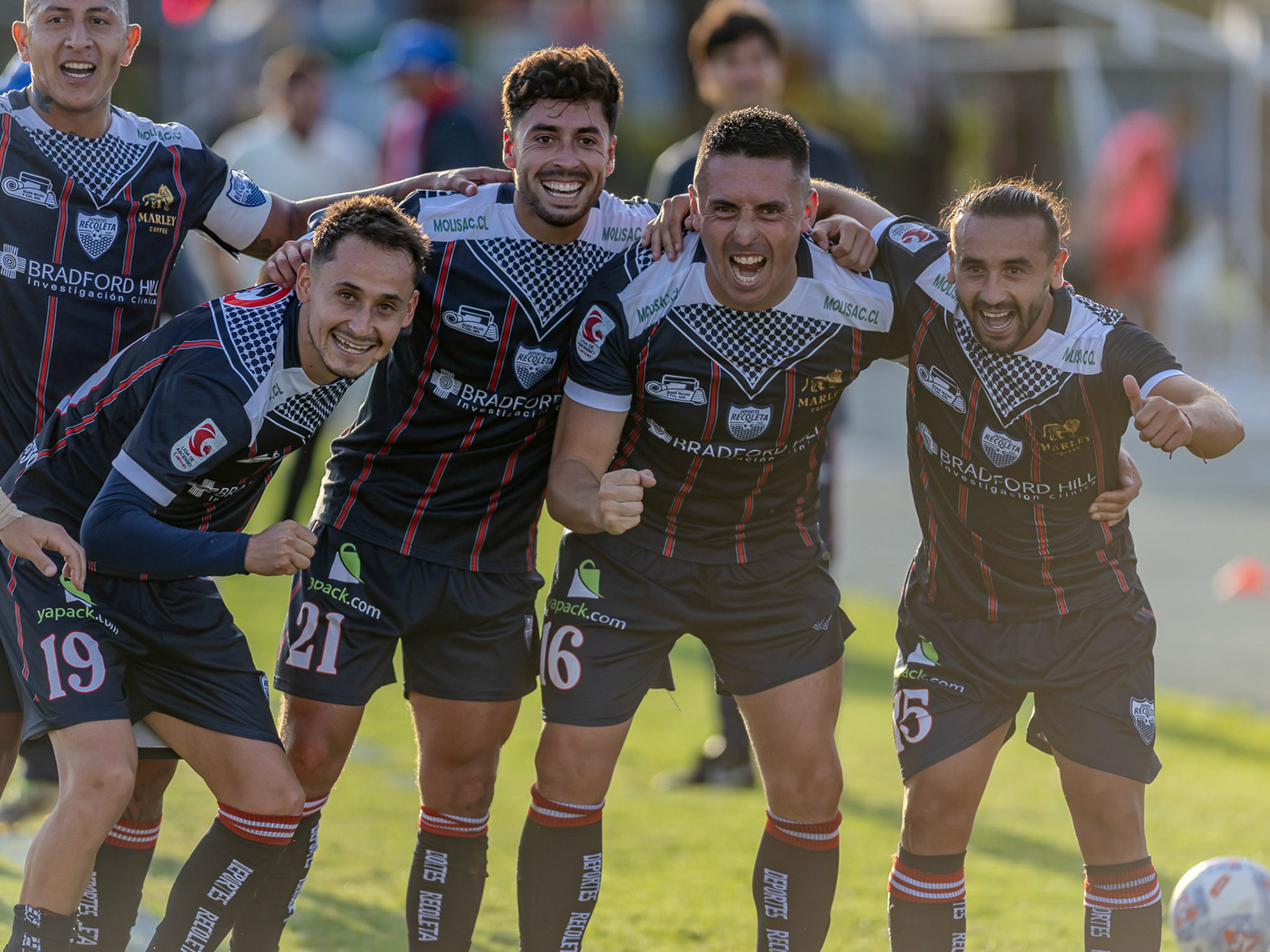Santiago, Chile - 27 de febrero de 2026: partido entre Union Española y Deportes Recoleta válido por la fecha 2 del 2026 ,de la Liga de Ascenso 2026, disputado en el Estadio Popular de Recoleta Leonel Sanchez Foto: Miguel LemusFoto: Miguel Lemus Dávila