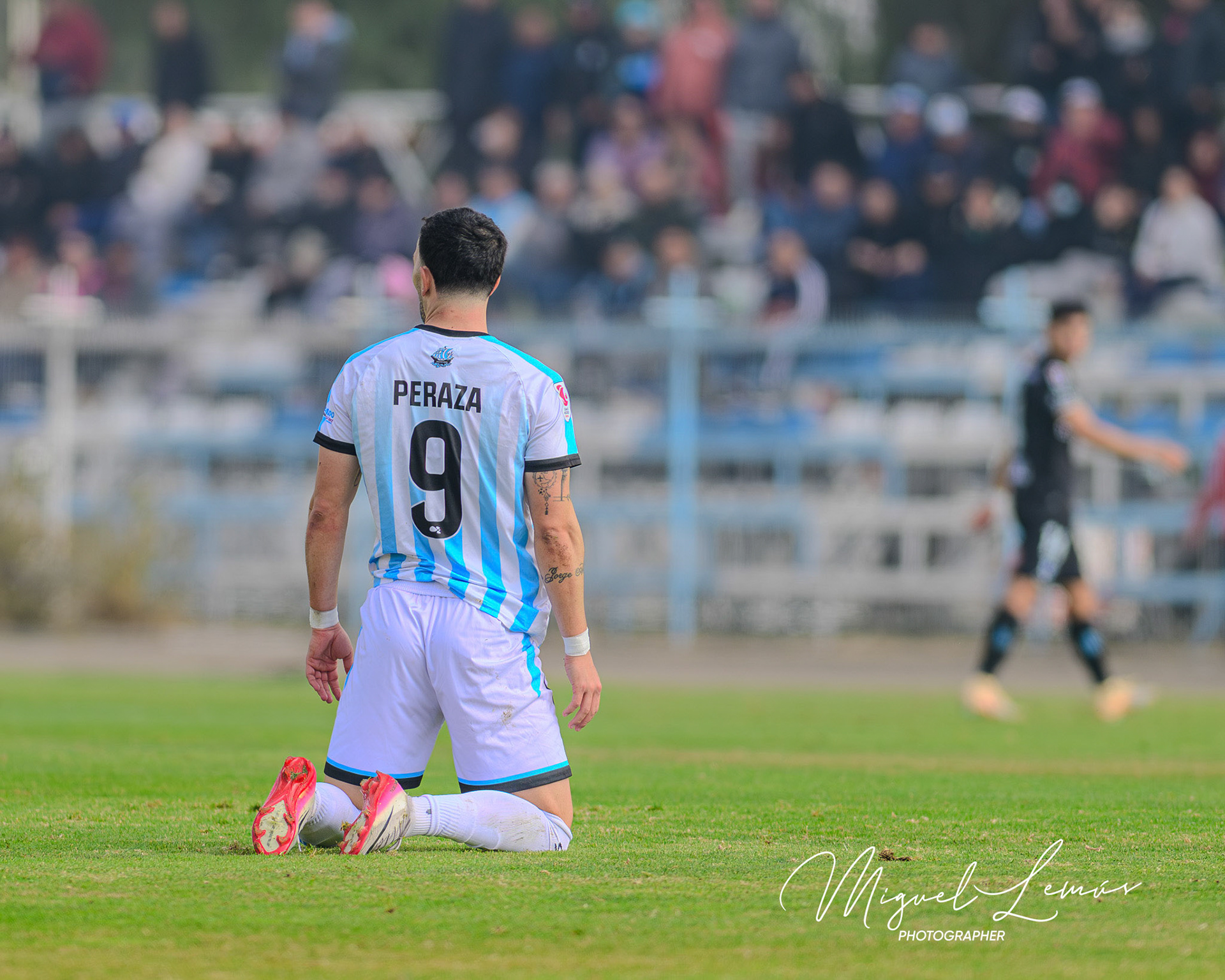 Santiago, Chile - 2026-05-31: Acción del partido entre Deportes Magallanes  y Deportes Iquique   Liga de Ascenso   2026 disputado en el  Estadio Municipal; de San Bernardo Fecha 14 del campeonato  2026Foto: Miguel Lemus Dávila