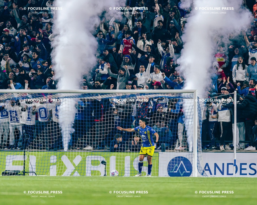 General view of play during the Liga de Ascenso 2026  match between Universidad Católica  and  San Luis de Quullota  at  estadio Claro Arena in Santiago , Chile, 2026-06-{dalla} 20:27(Photo by Miguel Lemus)