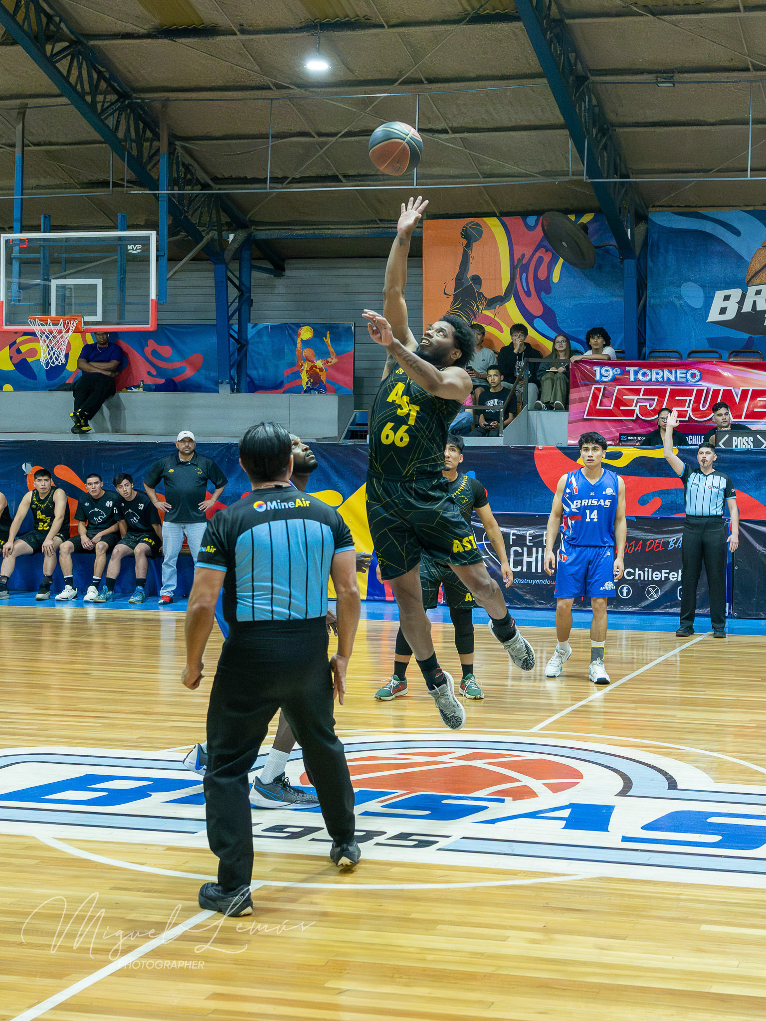 Metro Basket Open Juego : Club Brisa Vs. AST