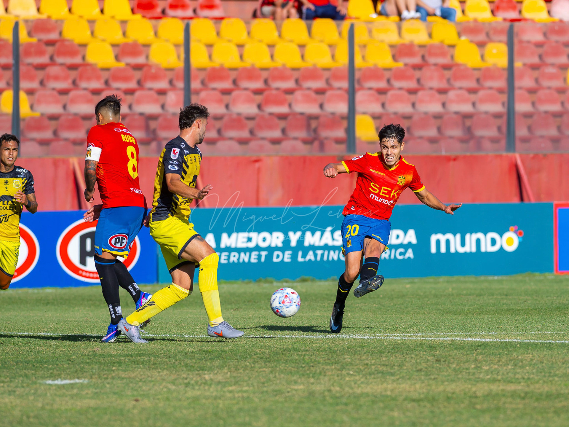 Santiago, Chile - 21 de febrero de 2026: partido entre Union Española y San Luis de Quillota válido por la fecha21 de febrero de 2026:de la Liga de Ascenso 2026, disputado en el Estadio Santa Laura. Foto: Miguel Lemus