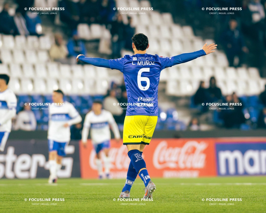 General view of play during the Liga de Ascenso 2026  match between Universidad Católica  and  San Luis de Quullota  at  estadio Claro Arena in Santiago , Chile, 2026-06-{dalla} 21:16(Photo by Miguel Lemus)
