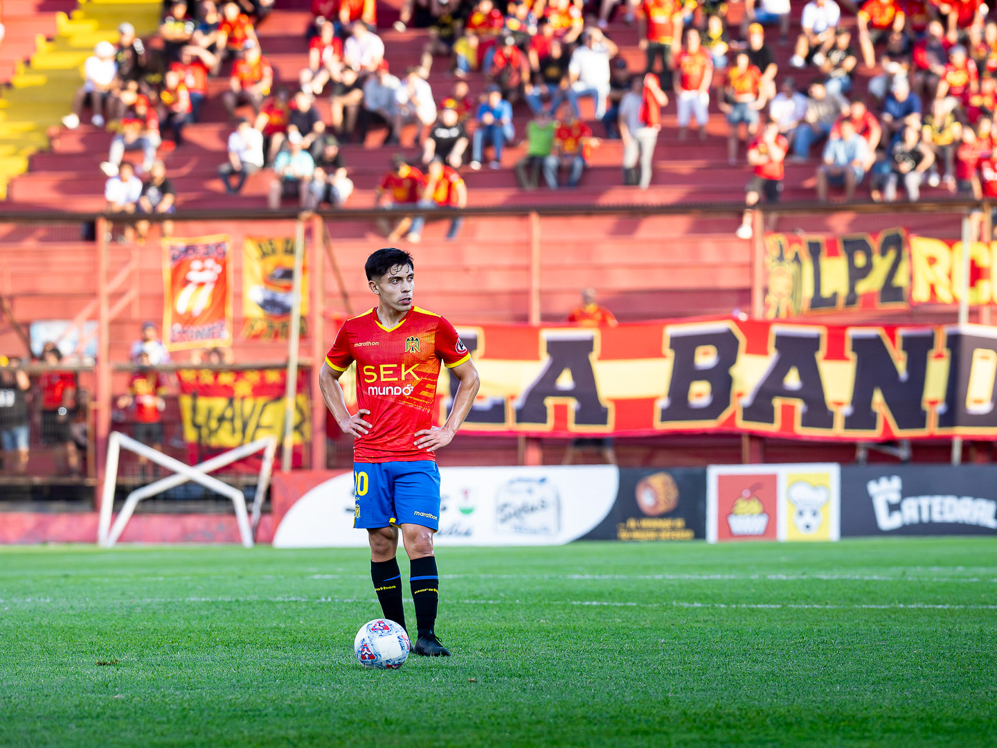Santiago, Chile - 10 de marzo de 2026: partido entre Union Española y Deportivo Magallanes válido por la fecha 3 del 2026 ,Liga de Ascenso 2026, disputado en el Estadio Santa LauraFoto: Miguel Lemus Dávila