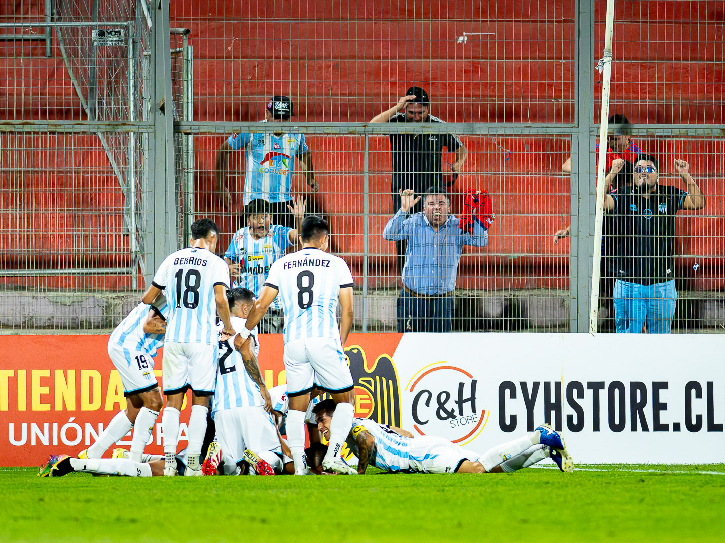 Santiago, Chile - 10 de marzo de 2026: partido entre Union Española y Deportivo Magallanes válido por la fecha 3 del 2026 ,Liga de Ascenso 2026, disputado en el Estadio Santa LauraFoto: Miguel Lemus Dávila