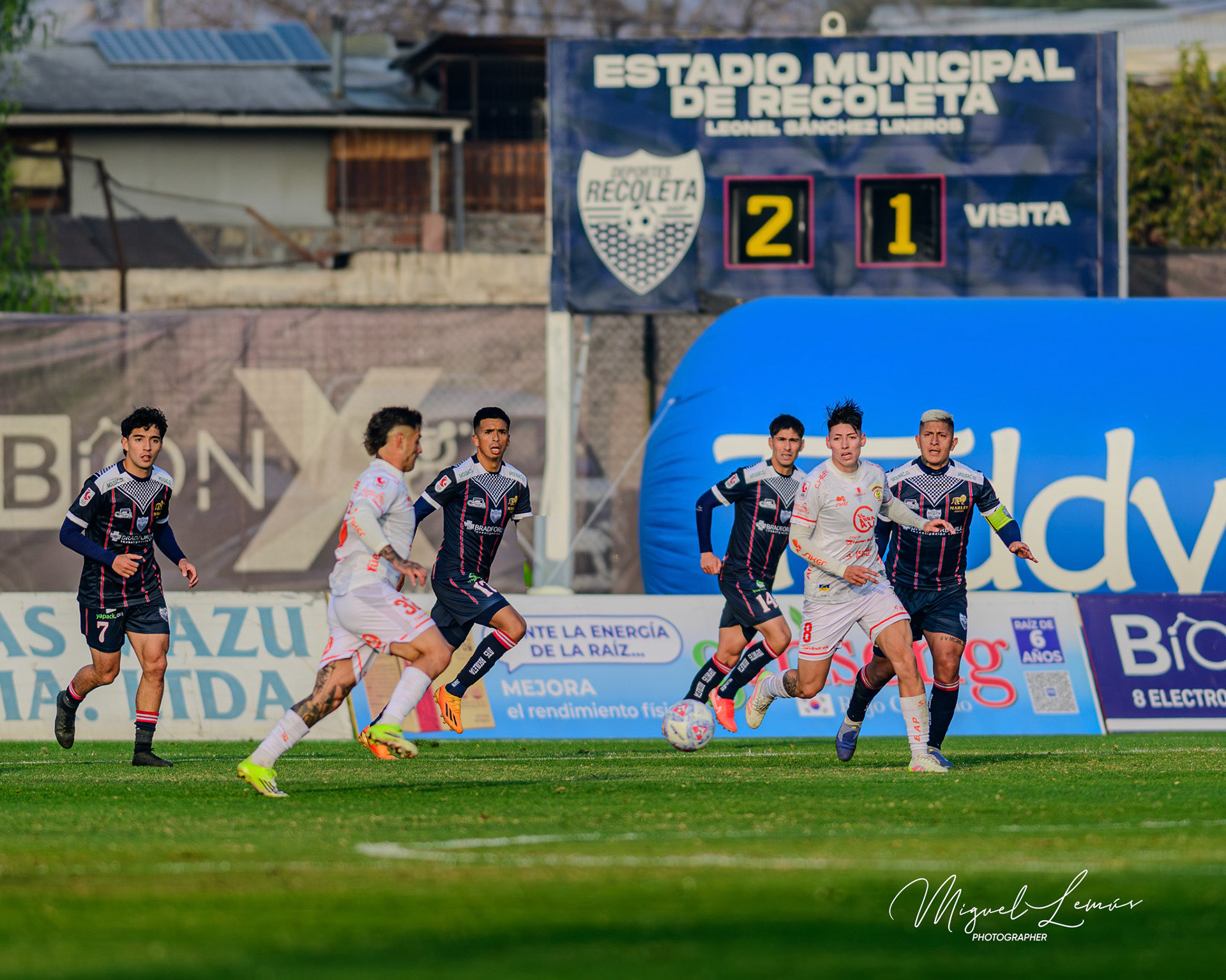 Santiago, Chile - 2026-05-21: Acción del partido entre Deportes Recoleta Vs Cobreloa Liga de Ascenso 2026 disputado en el  Estadio Municipal de RecoletaFecha 13 del campeonato de Ascenso 2026Foto: Miguel Lemus Dávila