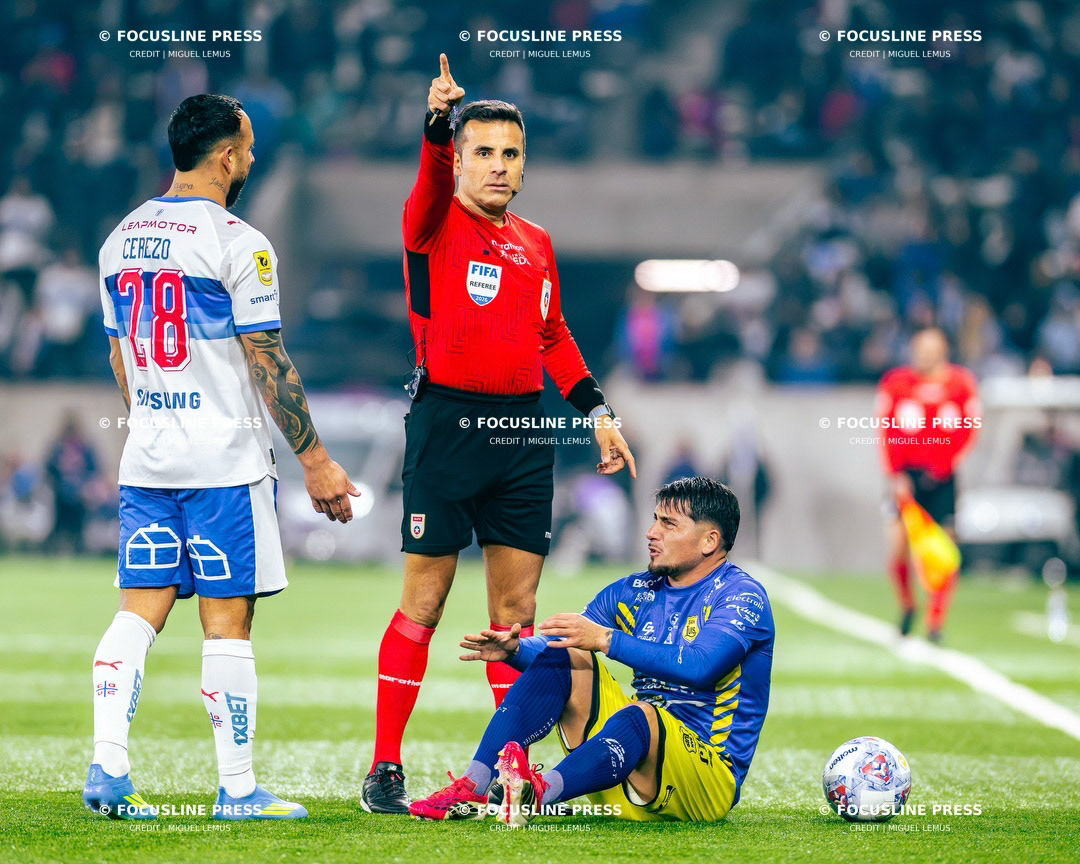 General view of play during the Liga de Ascenso 2026  match between Universidad Católica  and  San Luis de Quullota  at  estadio Claro Arena in Santiago , Chile, 2026-06-{dalla} 20:05(Photo by Miguel Lemus)