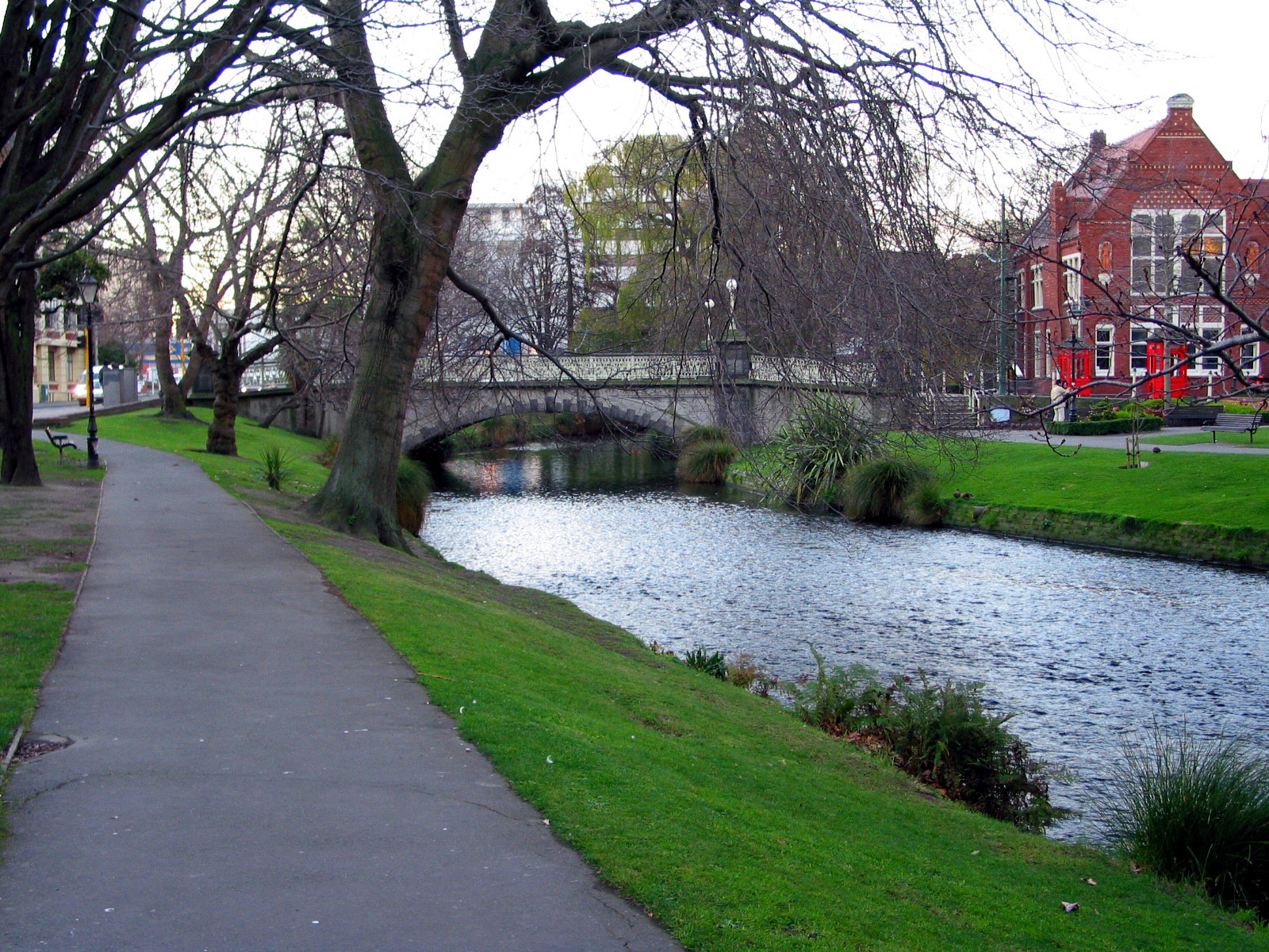 Pathway along the Avon