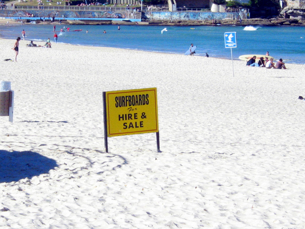 "Hire" means "rent" here