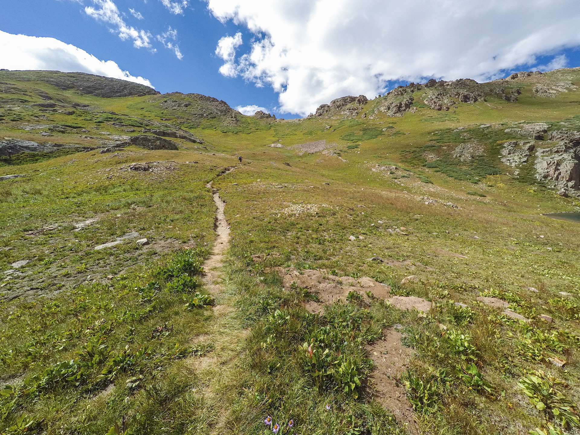 Looking up to the top of Columbine Pass