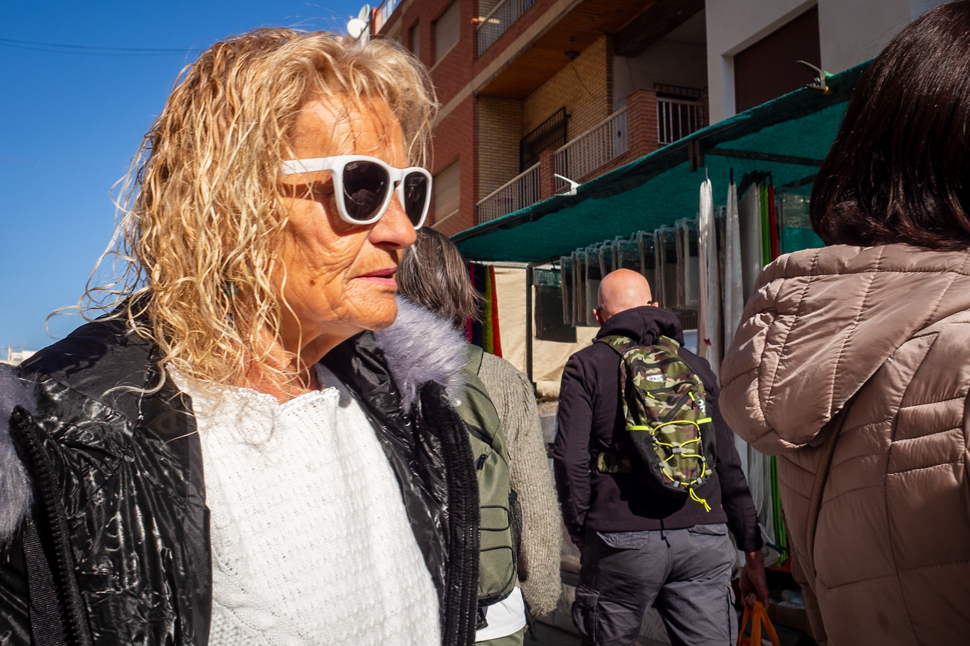 OLYMPUS DIGITAL CAMERA