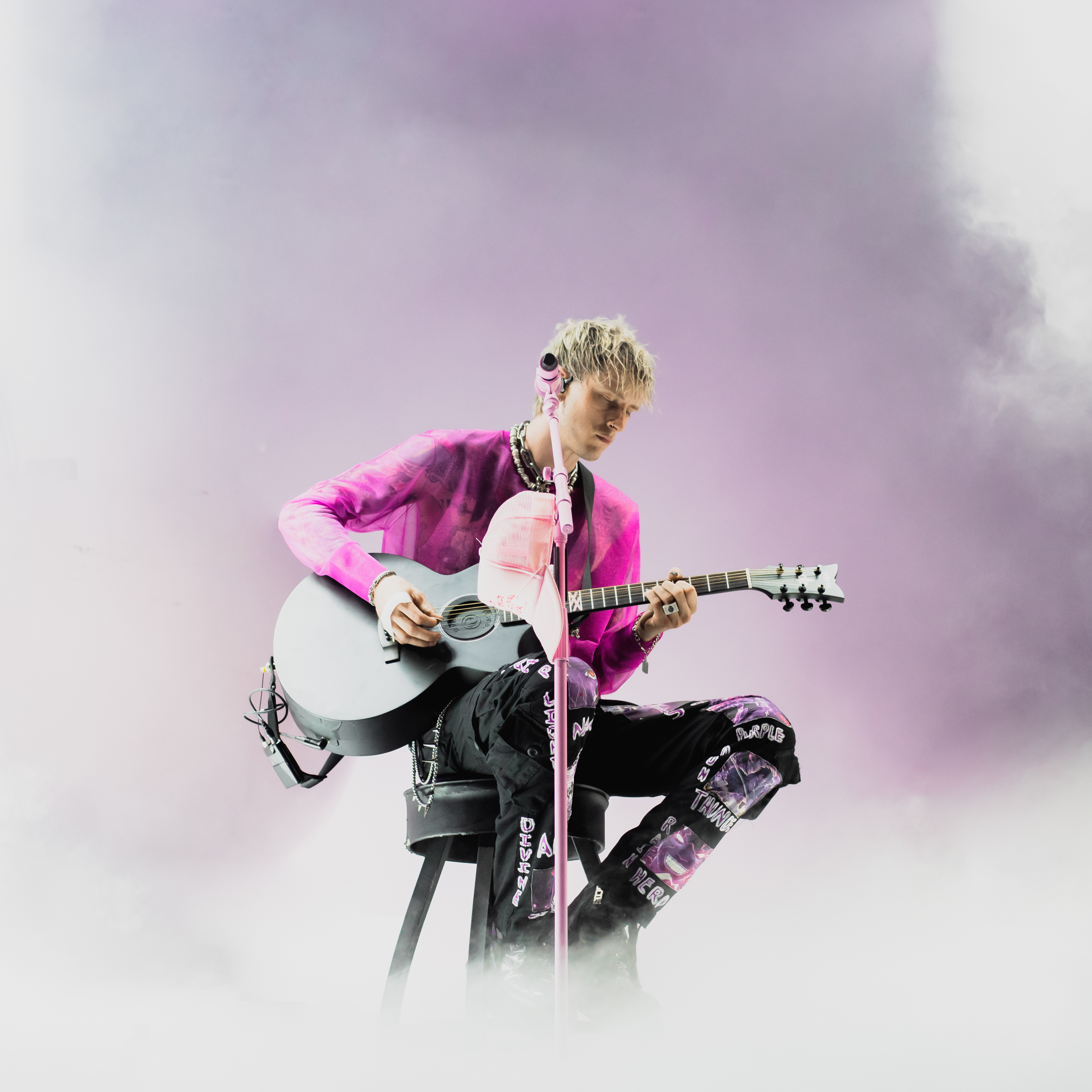 Machine Gun Kelly – Shrine Outdoors, Los Angeles, 2021