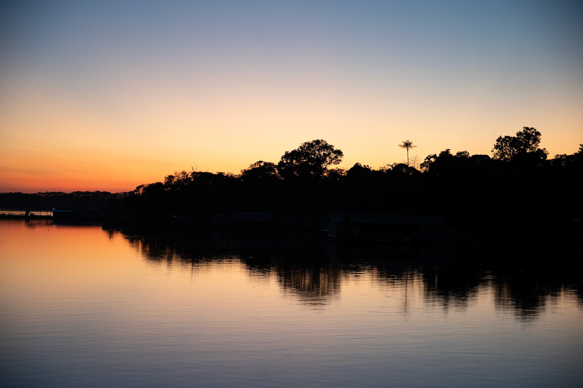 Coucher de soleil Anavilhanas, Amazonie