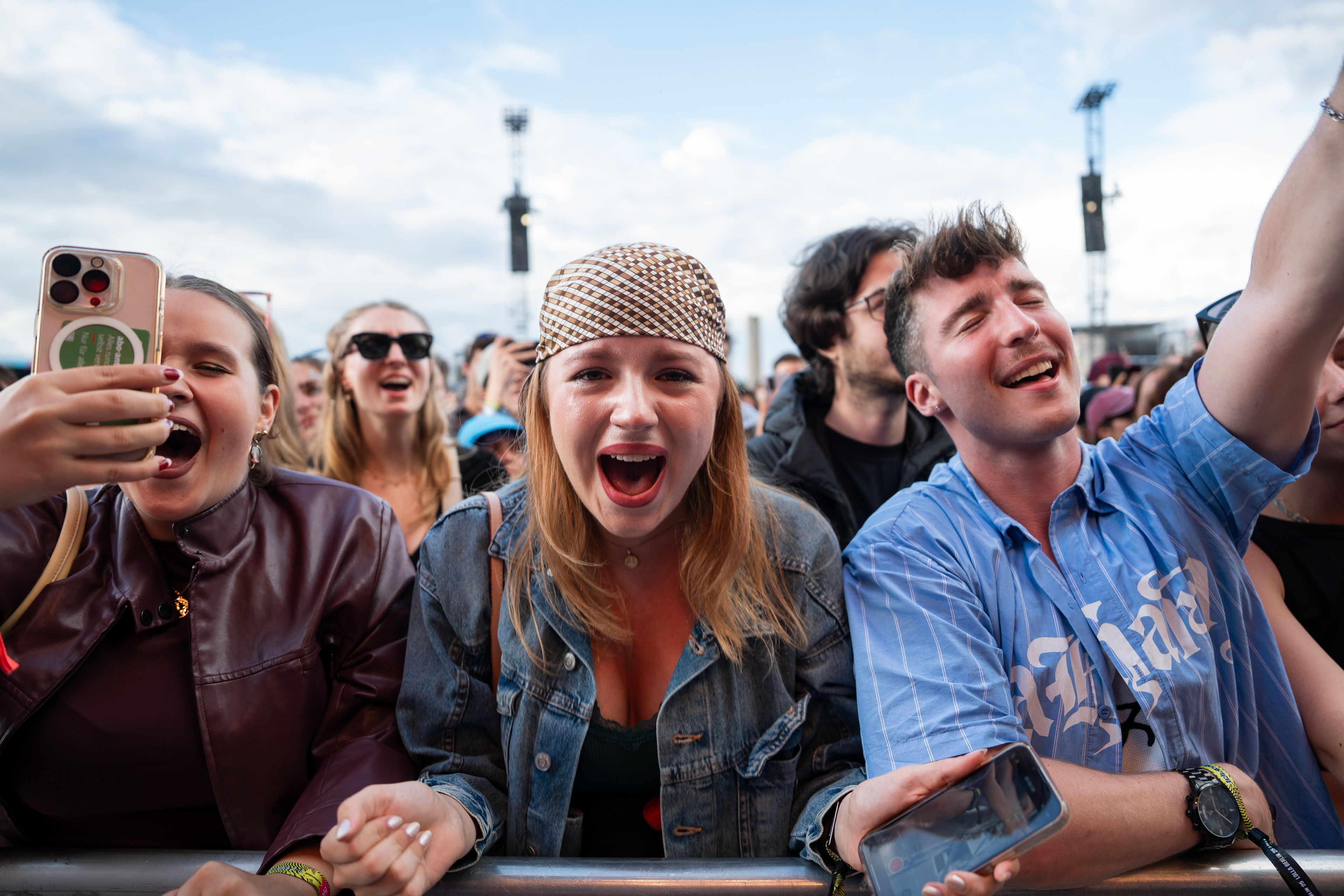 fans at lollapalooza berlin