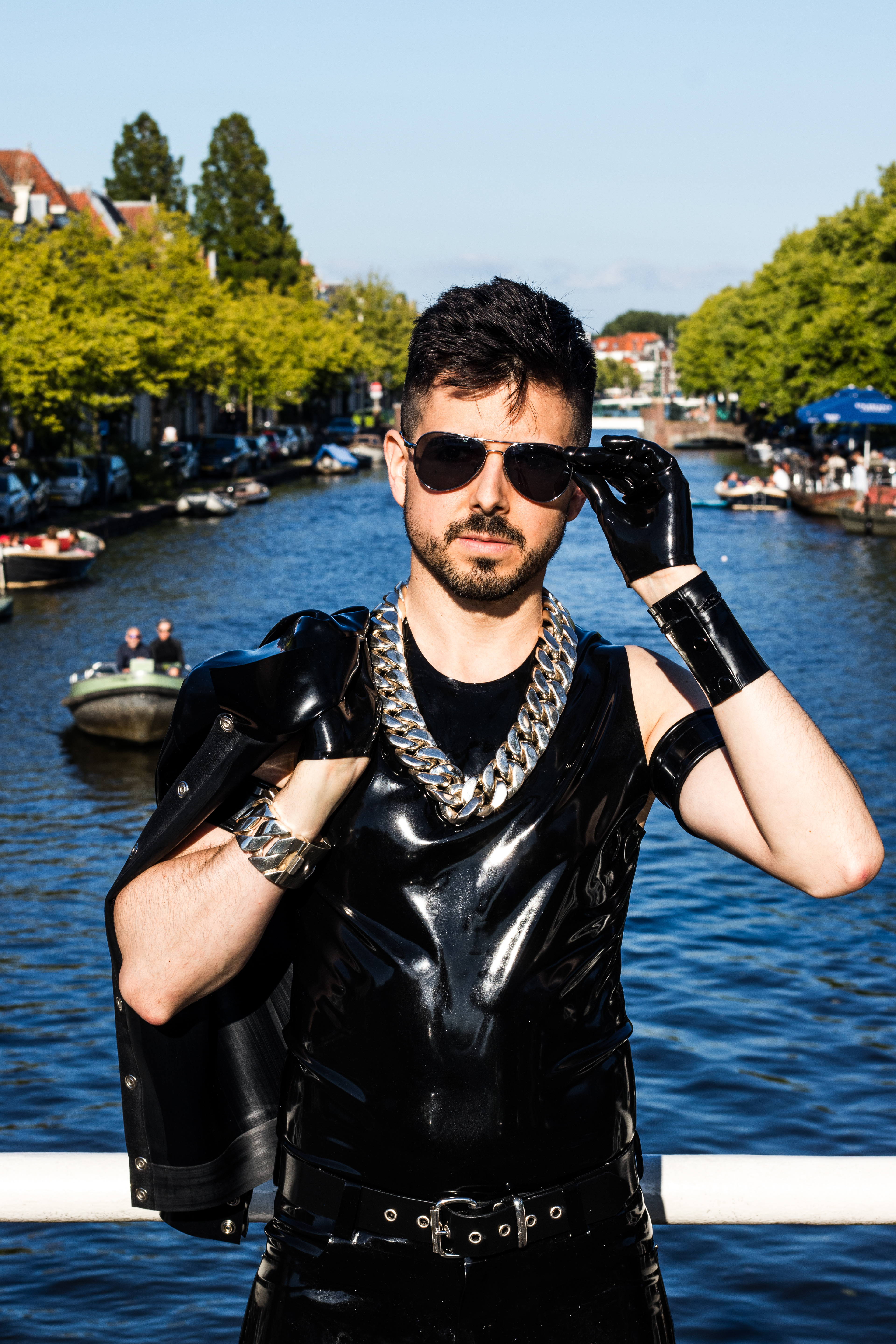 RUBBER / LATEX PHOTOSHOOT OUTSIDE FASHION AND BOLD