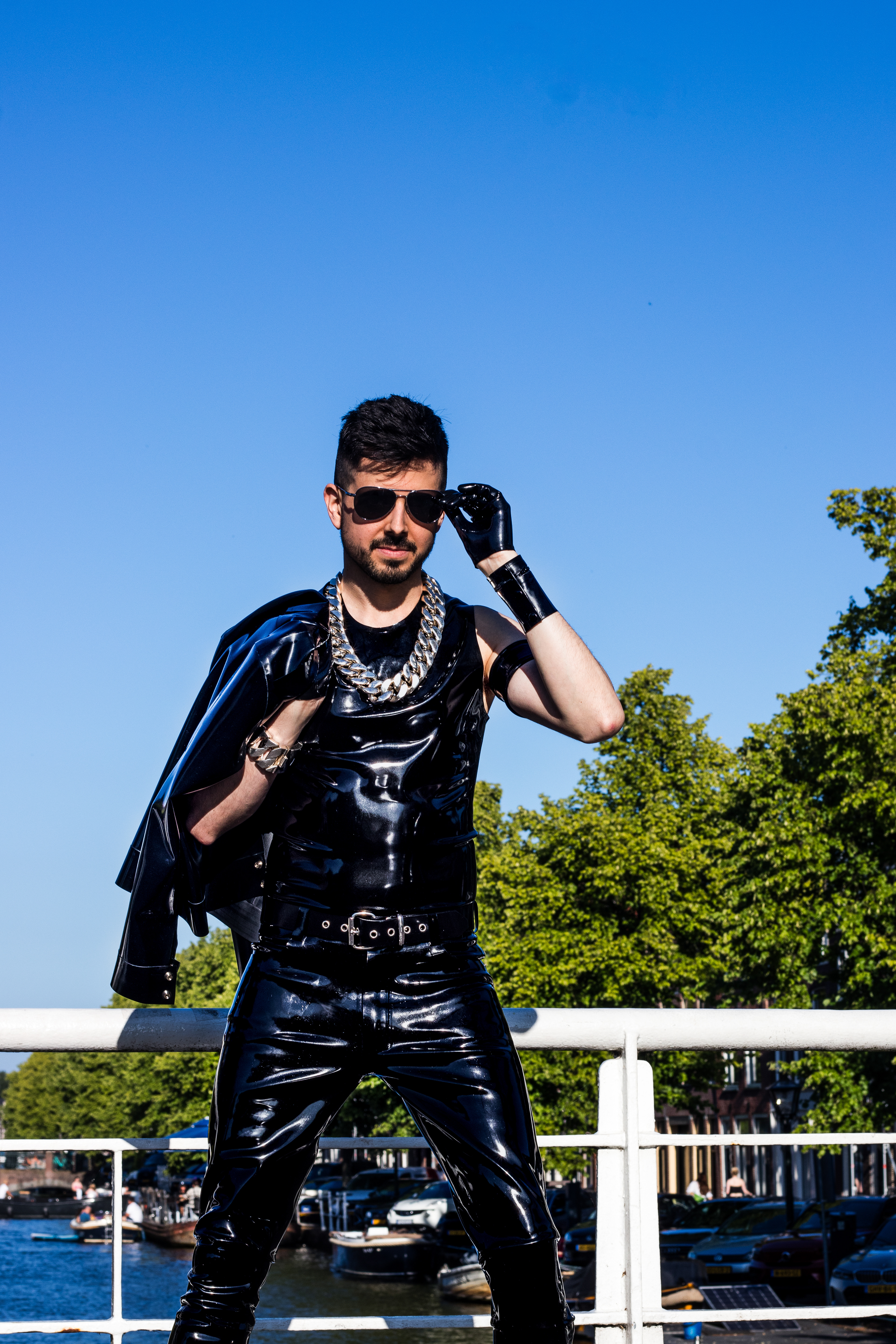 RUBBER / LATEX PHOTOSHOOT OUTSIDE FASHION AND BOLD