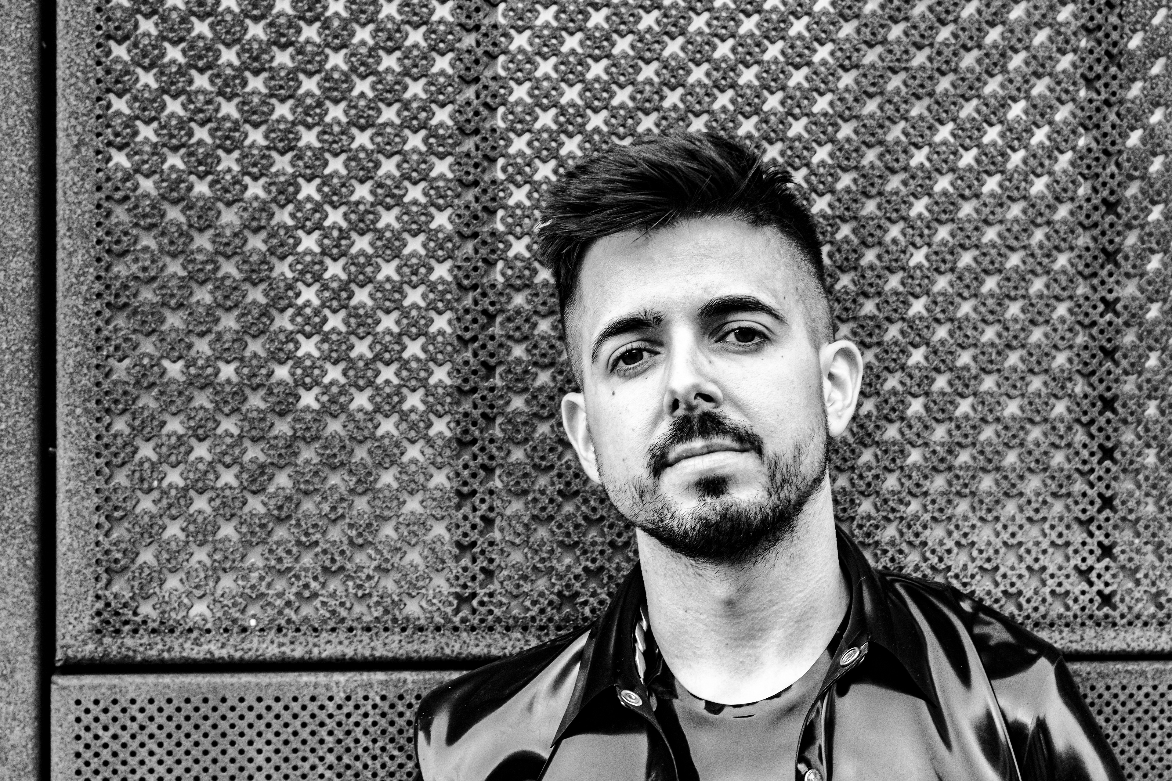 RUBBER / LATEX PHOTOSHOOT OUTSIDE FASHION AND BOLD