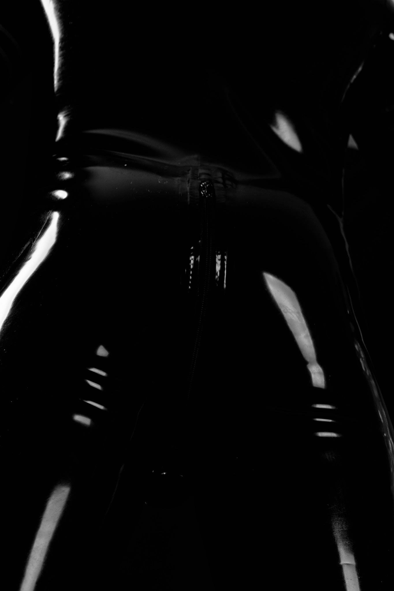 RUBBER DETAILS IN STUIDO