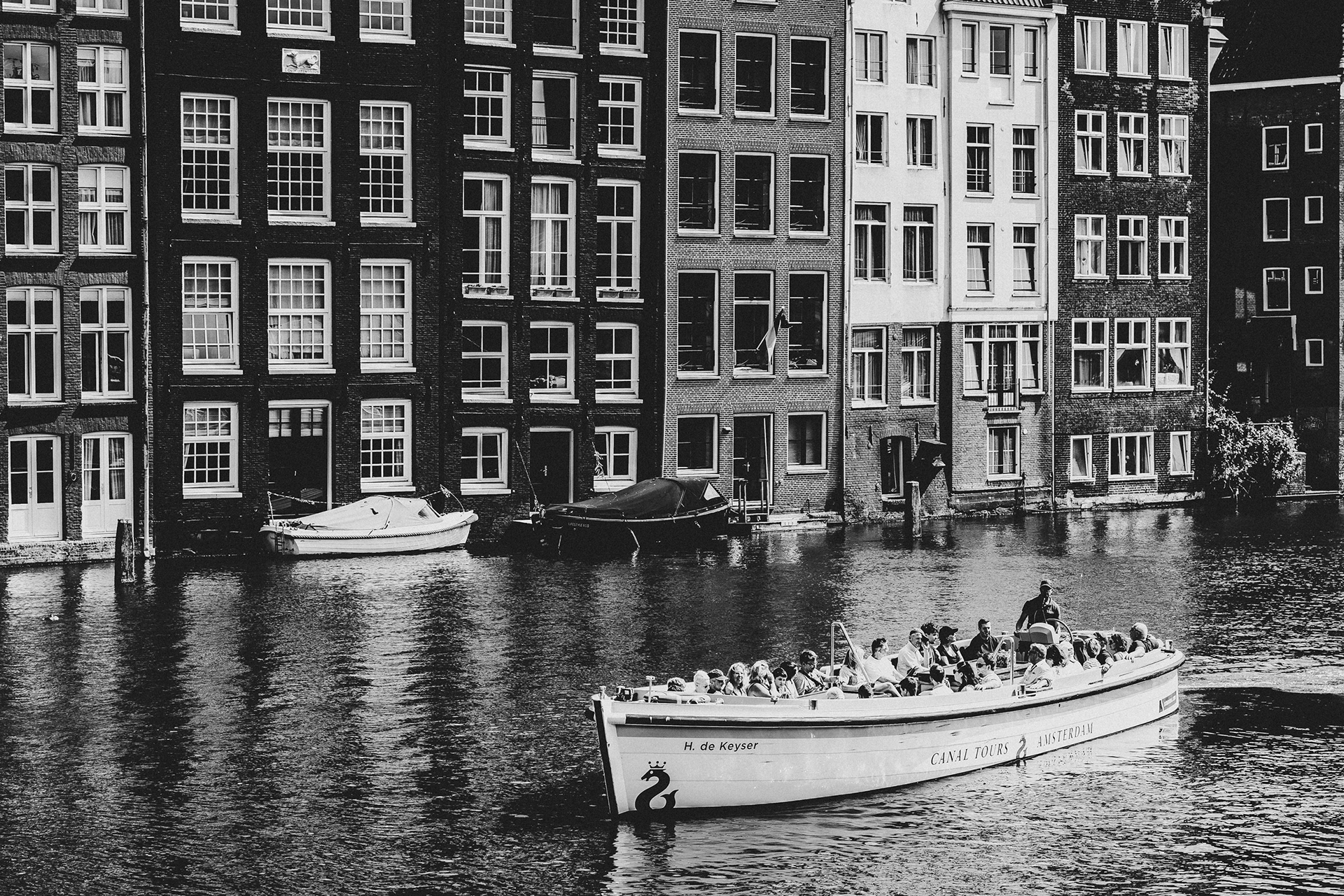 F1580 - Canal