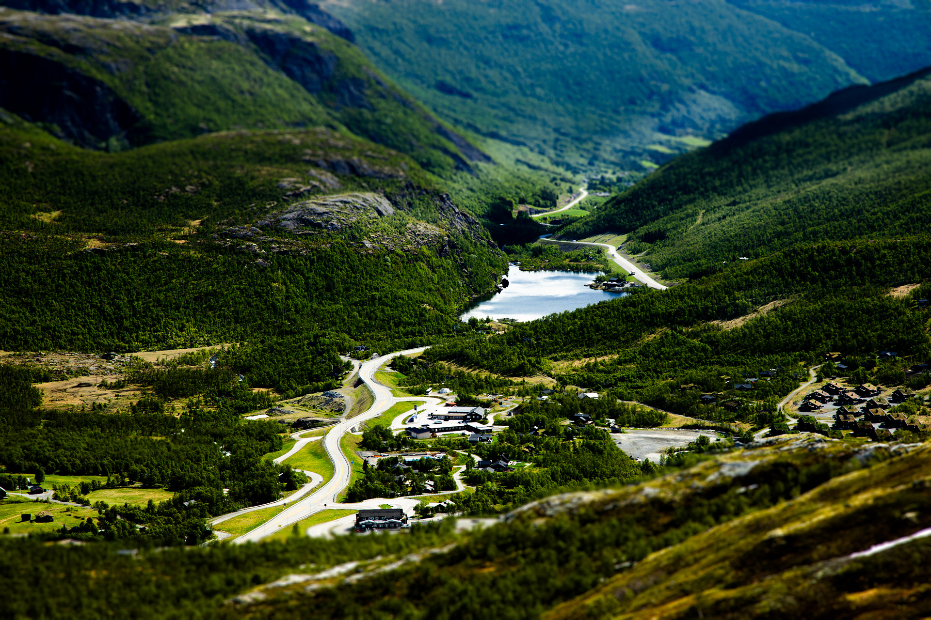F3395 - Tyinkrysset, Vang i Valdres. Juni 2024