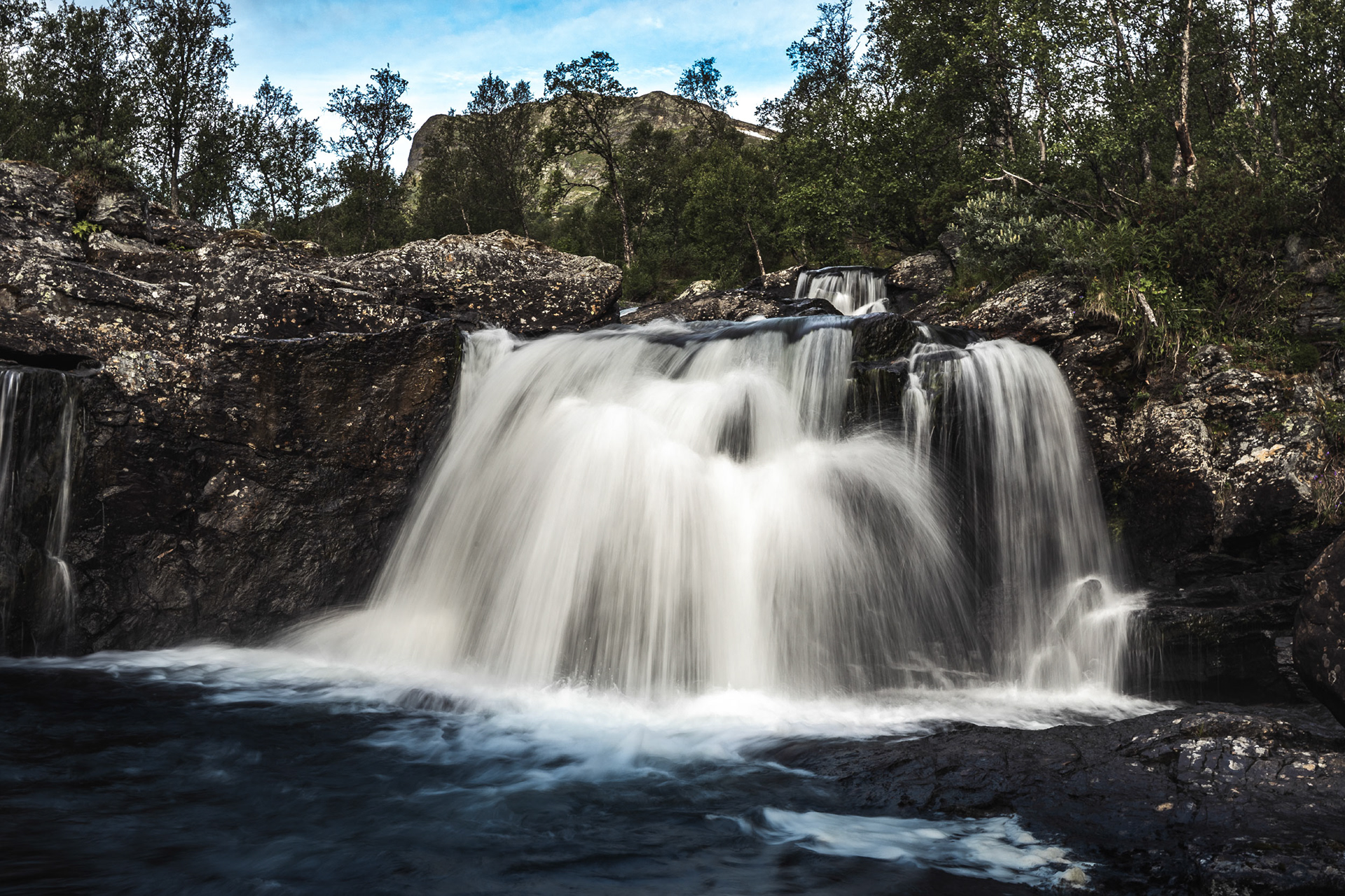 F2571 - Begna waterfall