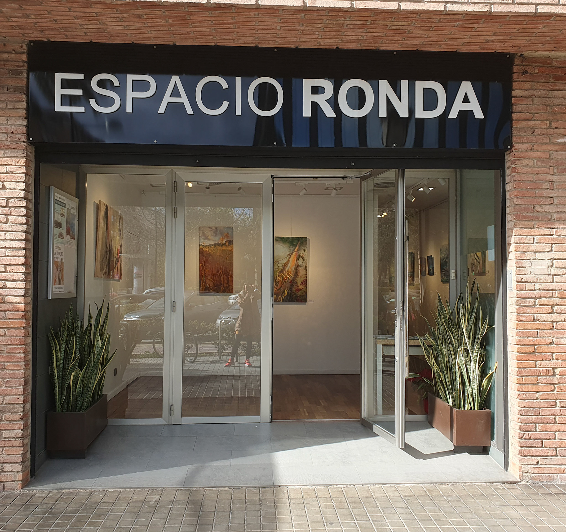 Entrance to the Exhibtion "En Cambio"