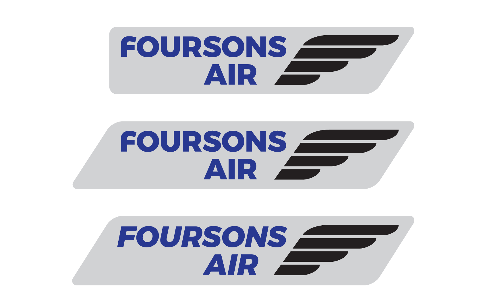 Drei Varianten eines Airline-Logos. Alle haben eine abgerundete, serifenlose Schrift in blau, rechts daneben ist ein stilisierter Flügel, der nach rechts ausläuft.