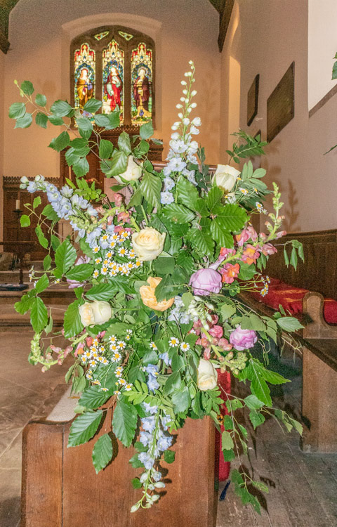 St.Giles, Orde Wedding Flowers