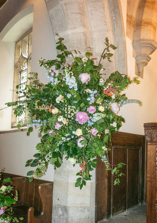 St.Giles, Orde Wedding Flowers
