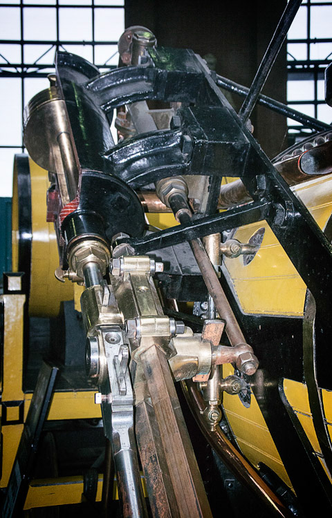 Cylinder and cross-head