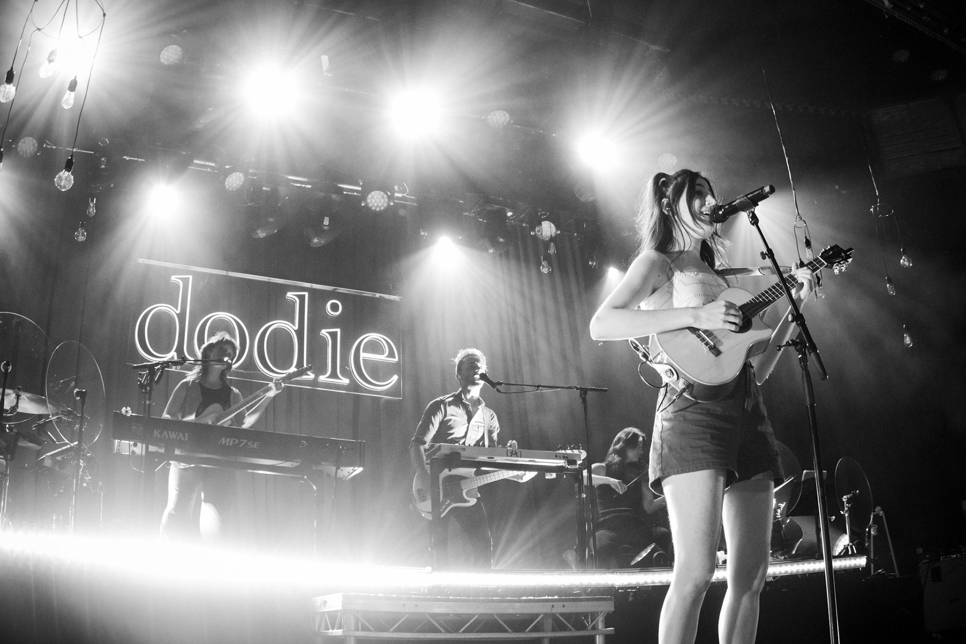 dodie @ La Riviera, 2022