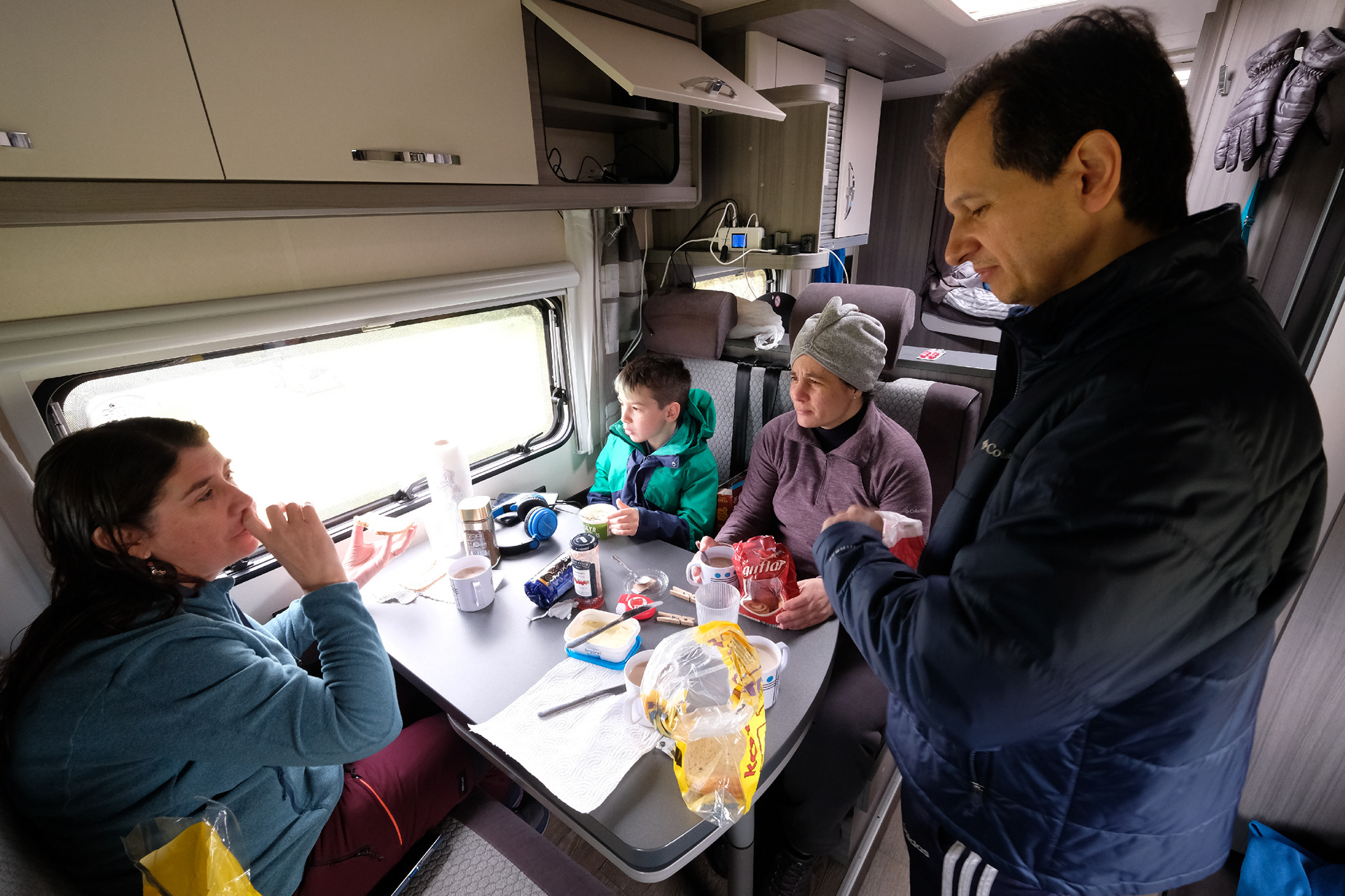 Desayuno en la motorhome