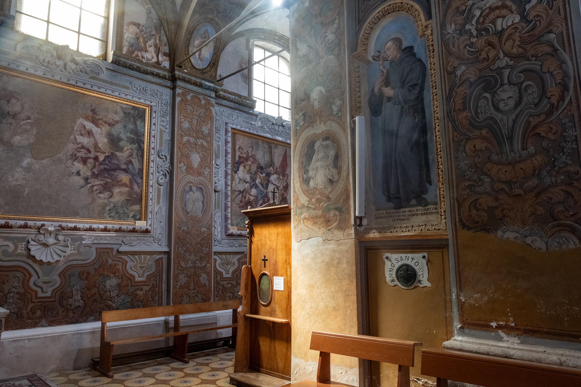 Duomo di Salerno - Cripta de San Matteo