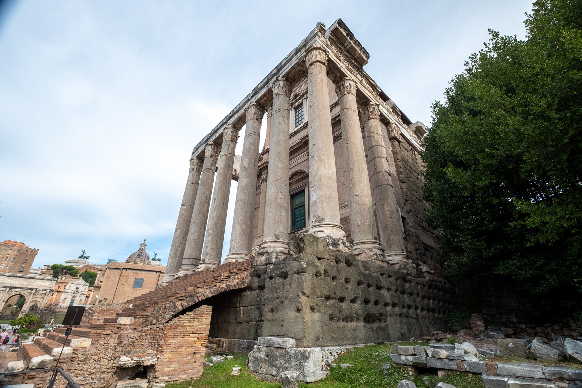 Foro Romano - Templo de Antonino y Faustina