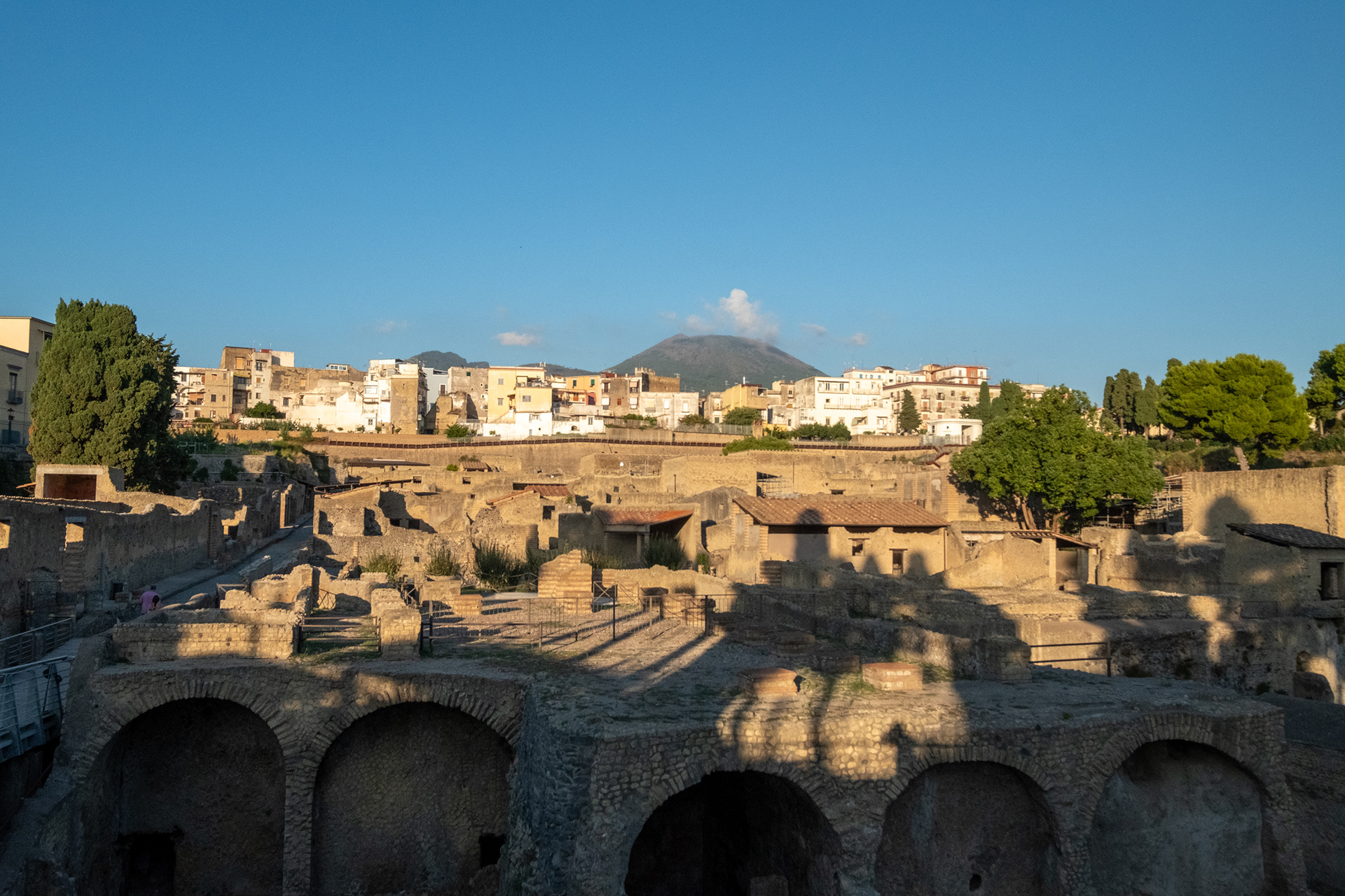 El Vesubio sobre Herculano
