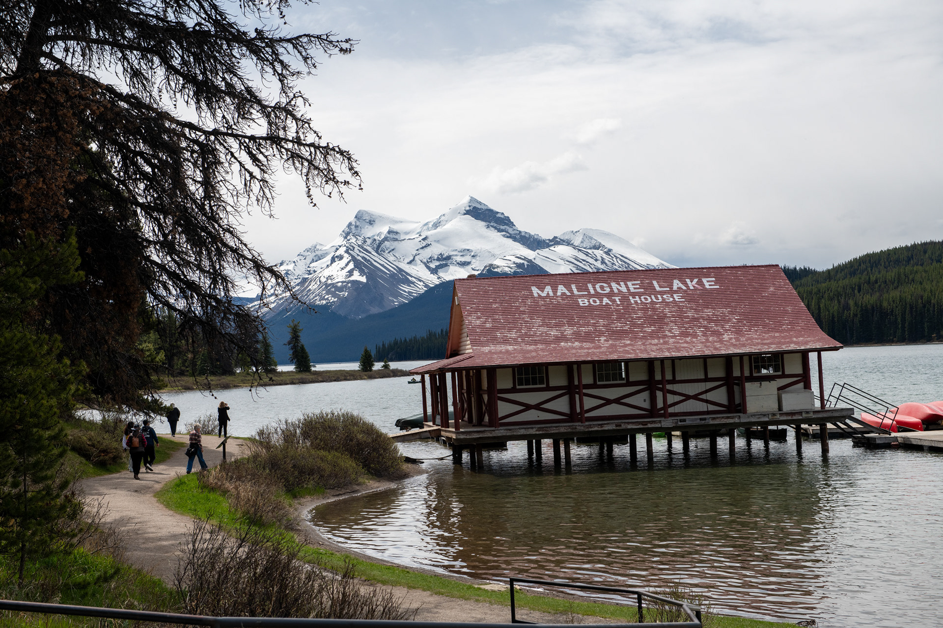 Lago Maligne - el más grande de Canada, con 22km de largo