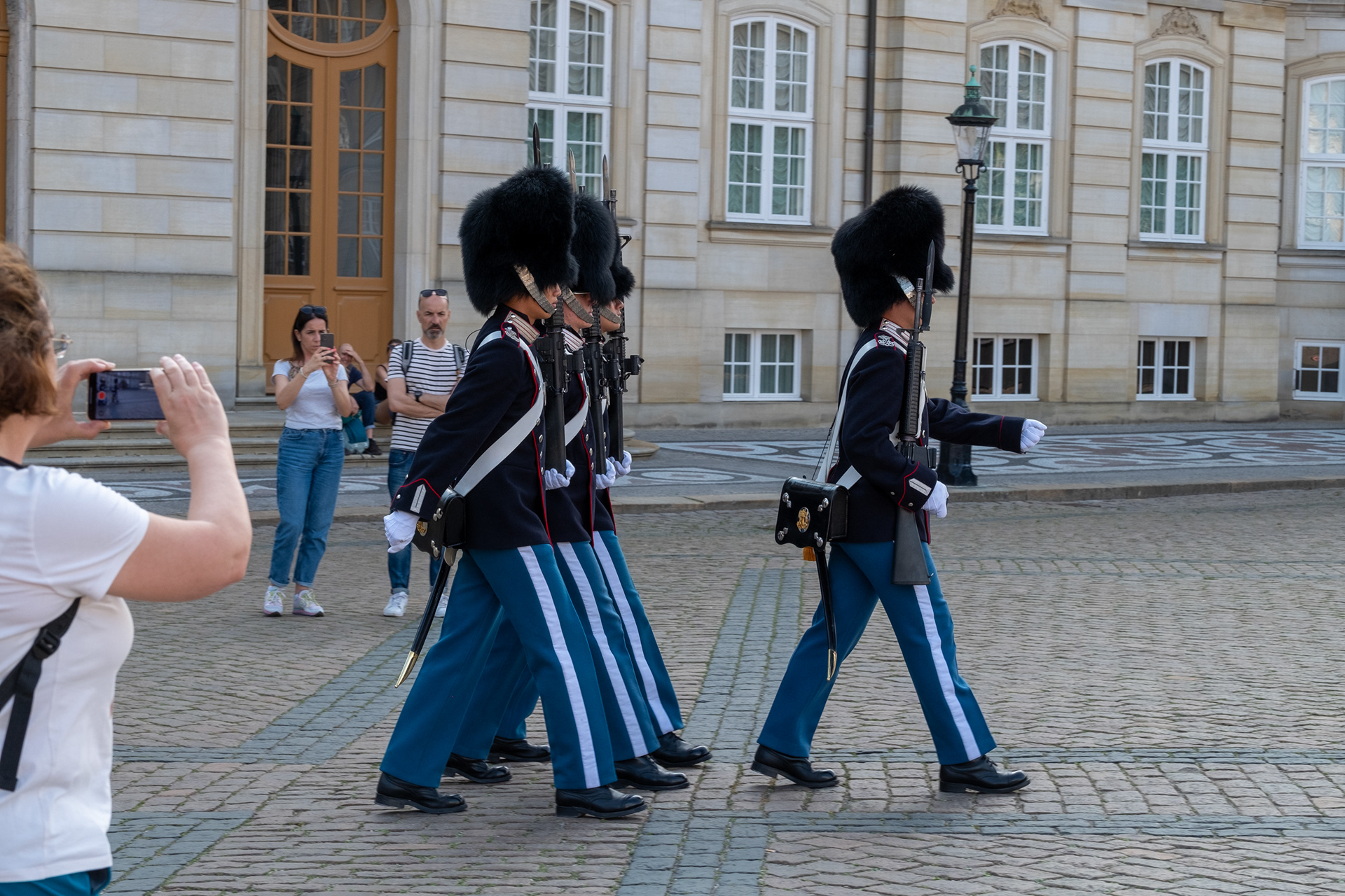 Palacio Amalienborg, cambio de guardia