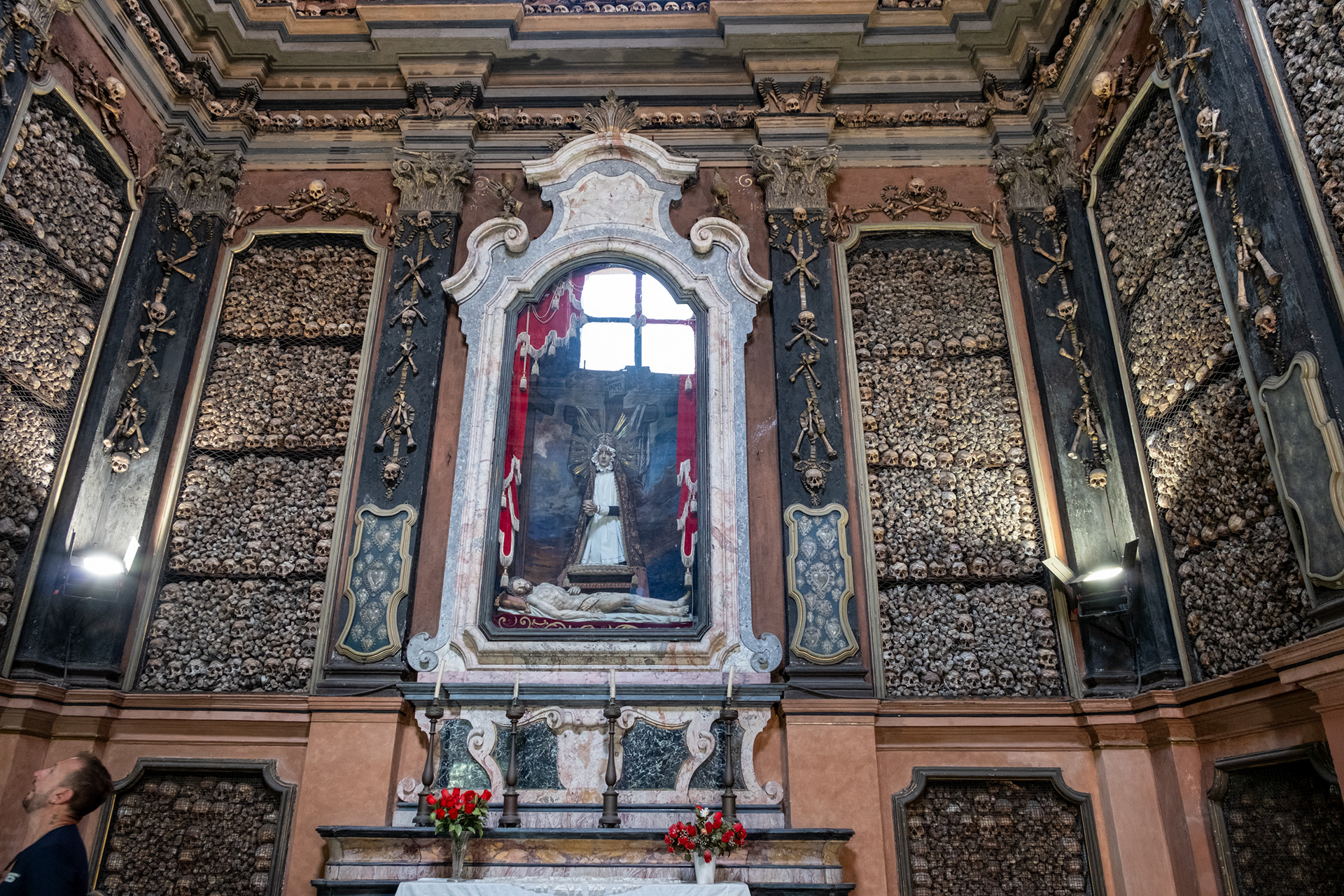 Osario, Chiesa di San Bernardino Alle Ossa