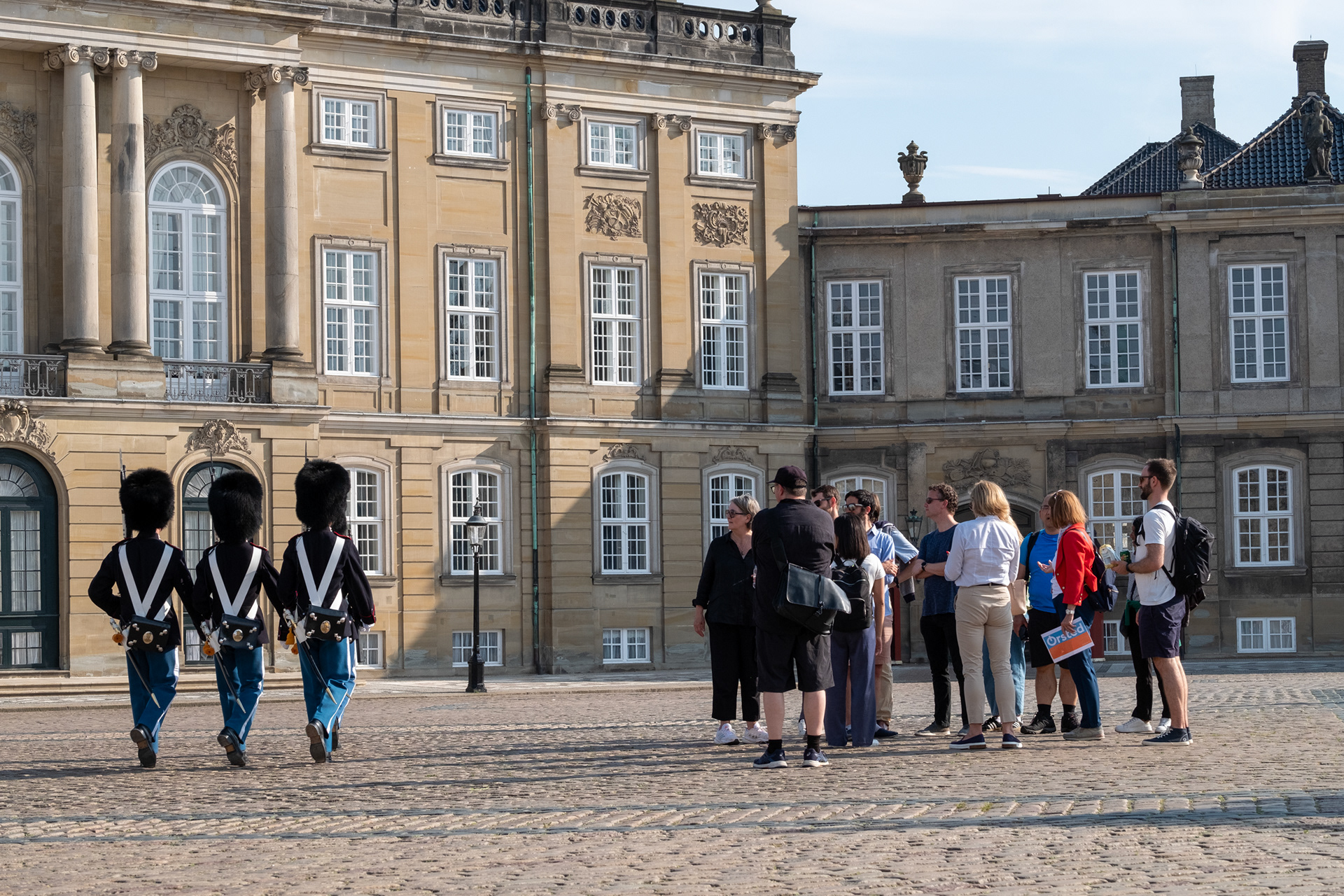Palacio Amalienborg, cambio de guardia