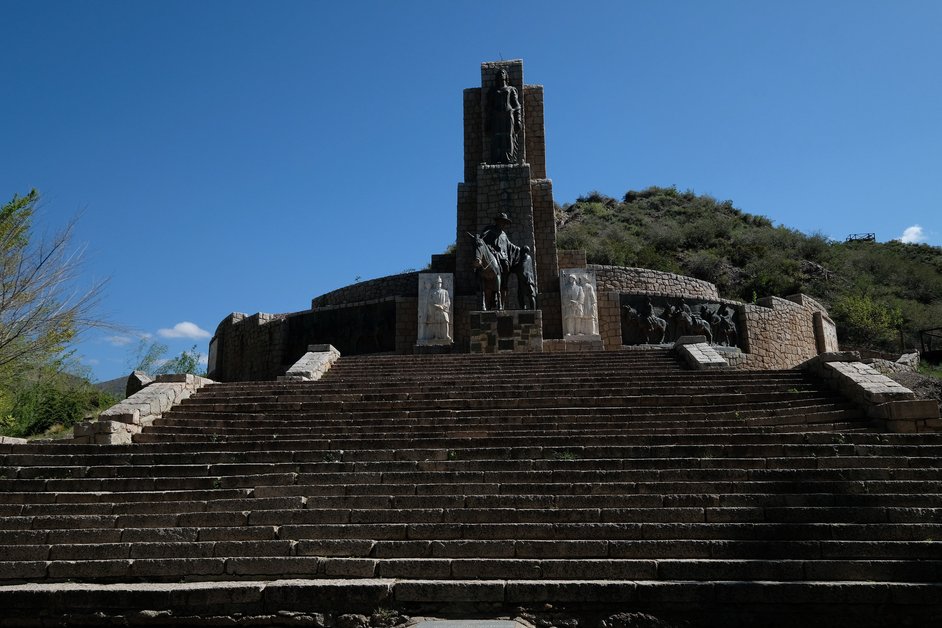 El Manzano Histórico -  Monumento retorno a la patria