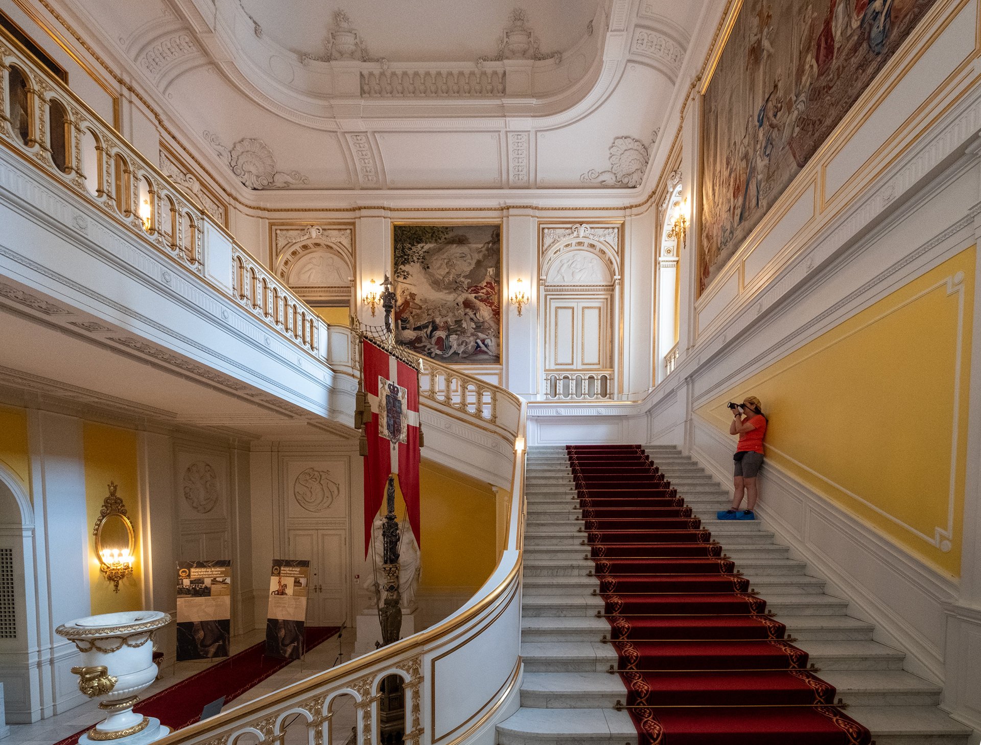 Palacio Christiansborg - la escalera del rey