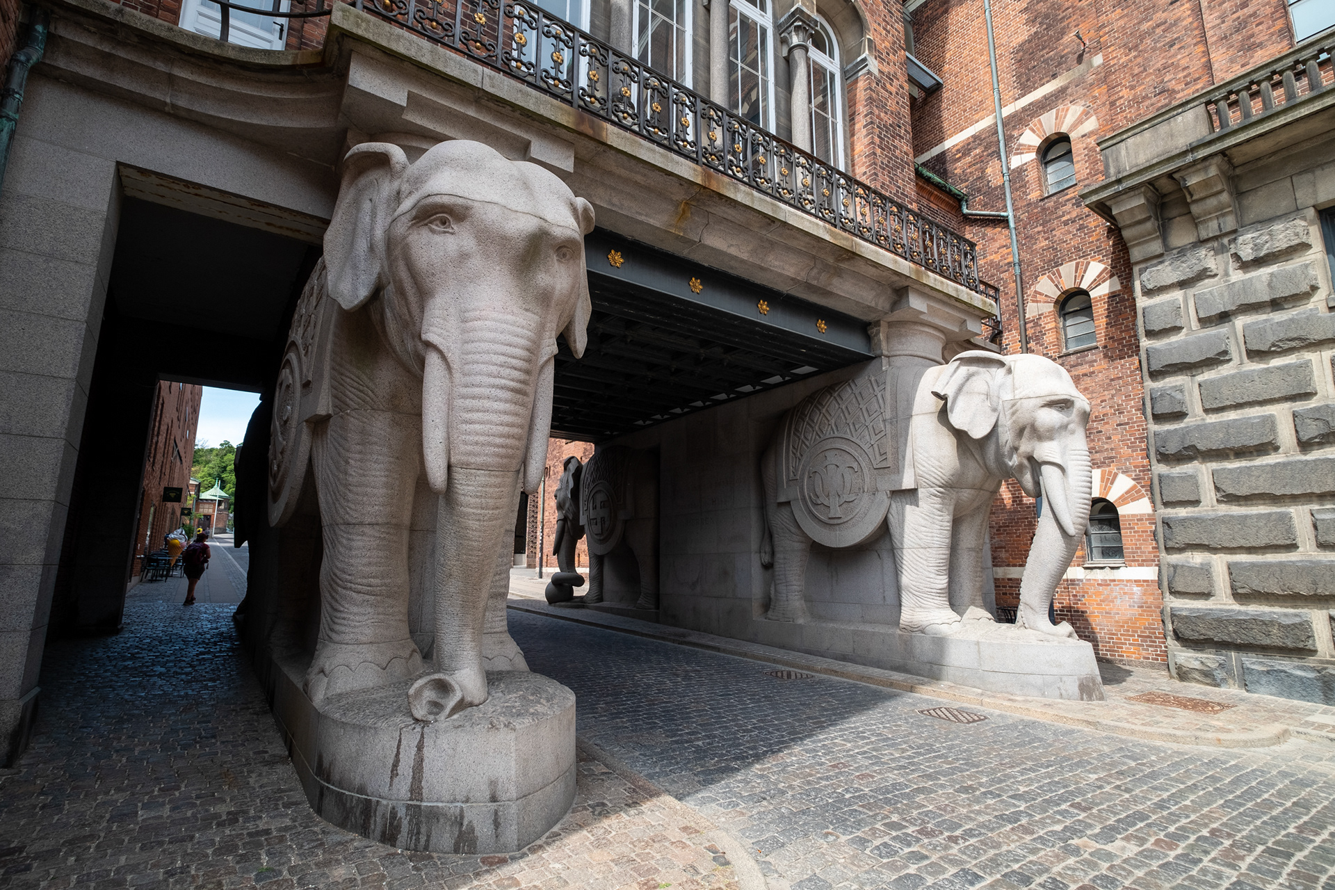 Carlsberg Byen - puerta de los elefantes