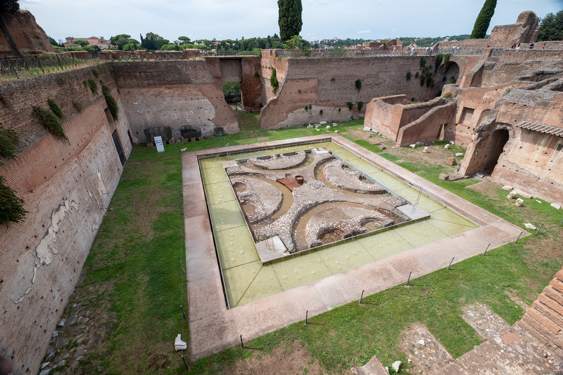 Palatino - Fontana delle Pelte