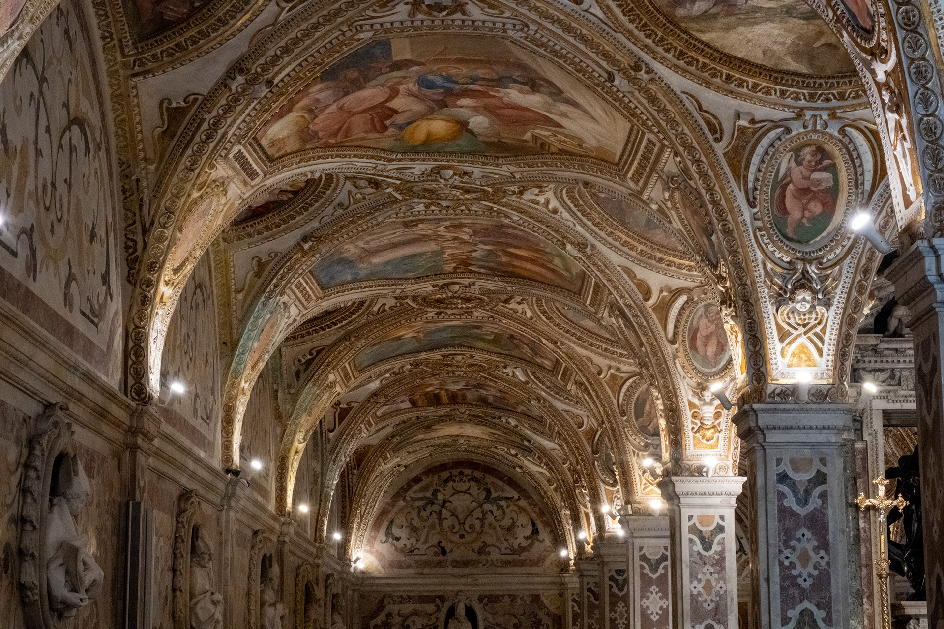 Duomo di Salerno - Cripta de San Matteo