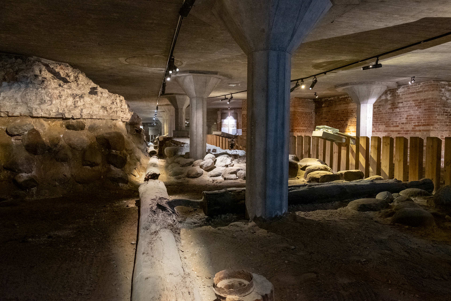 Ruinas - cañerías de madera y plomo, 1er Palacio Christiansborg